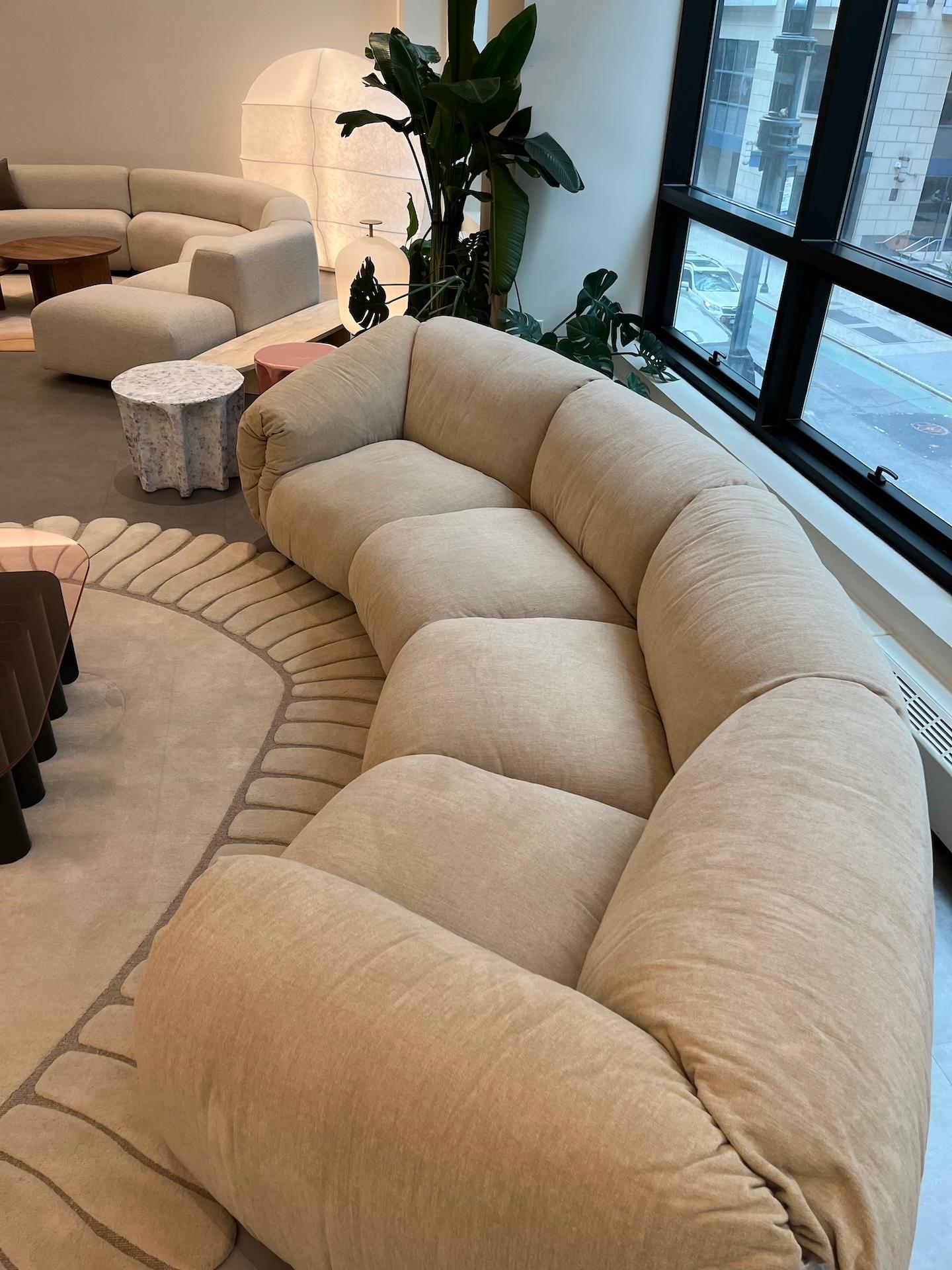 Zanotta Za Za Max Sofa di Zaven in STOCK In condizioni ottime in vendita a New York, NY