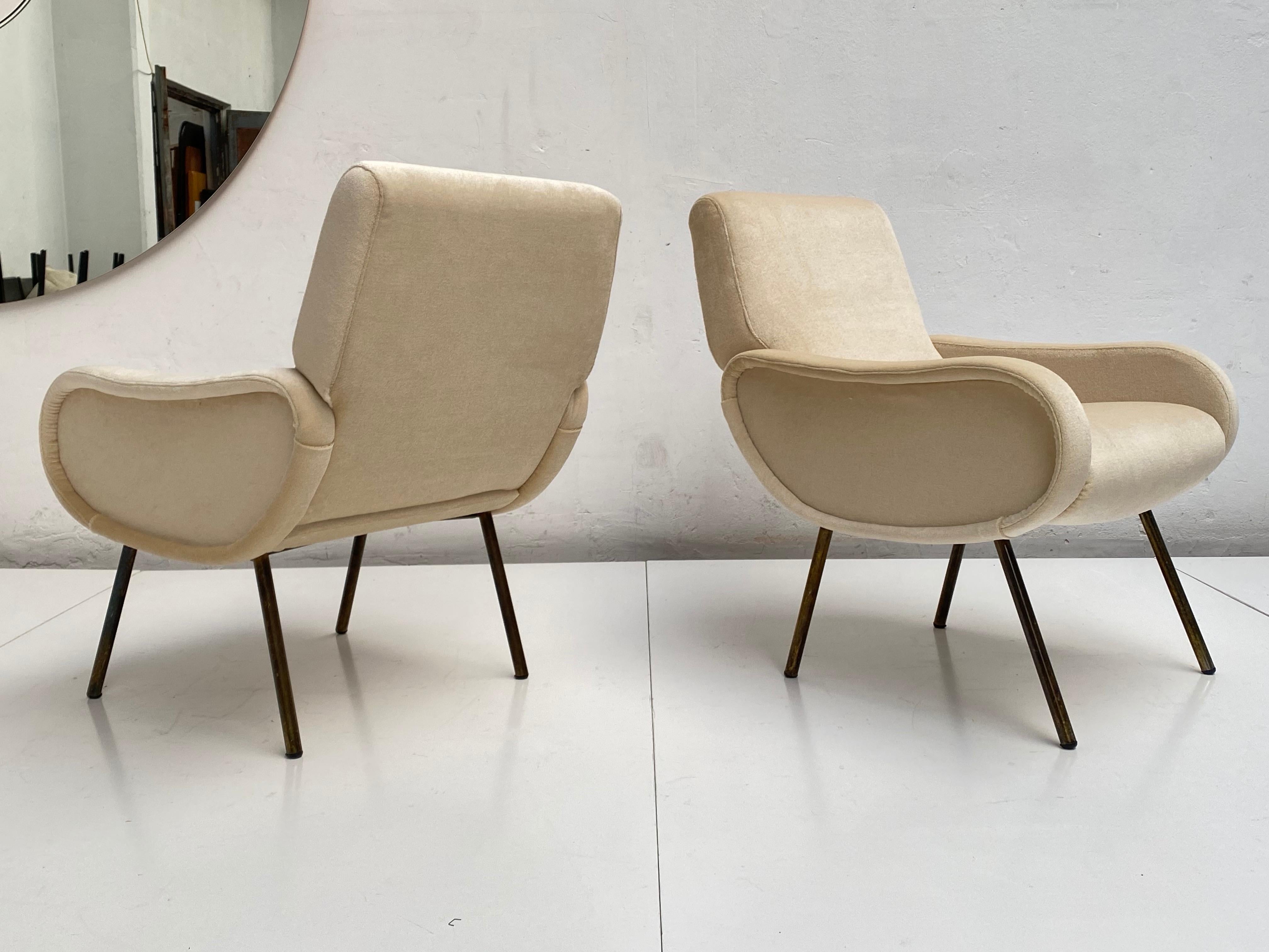 Hand-Crafted Zanuso Mohair 'Baby' Lounge Chairs, Early Wood Frames, Brass Legs, Arflex, 1951 For Sale