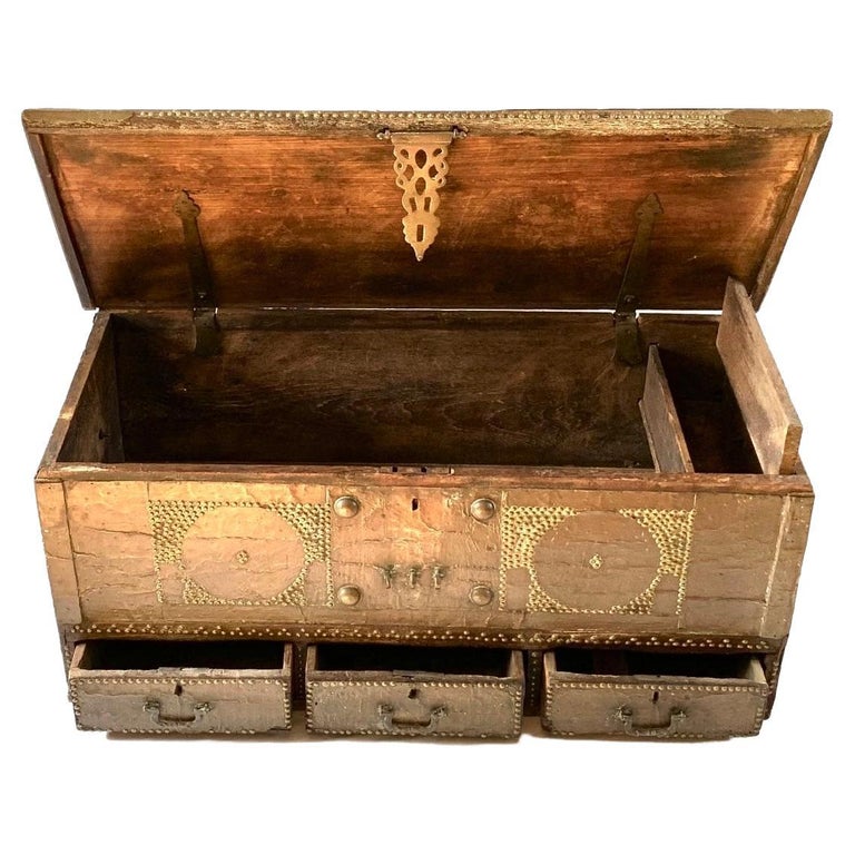 Zanzibar 19th Century Dowry Chest For Sale at 1stDibs