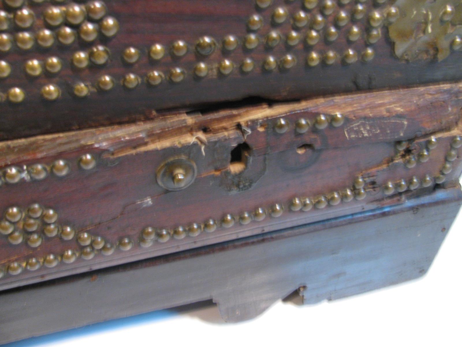 Hand-Crafted Zanzibar Mid-19th Century Studded Rosewood Chest with 3 Drawers