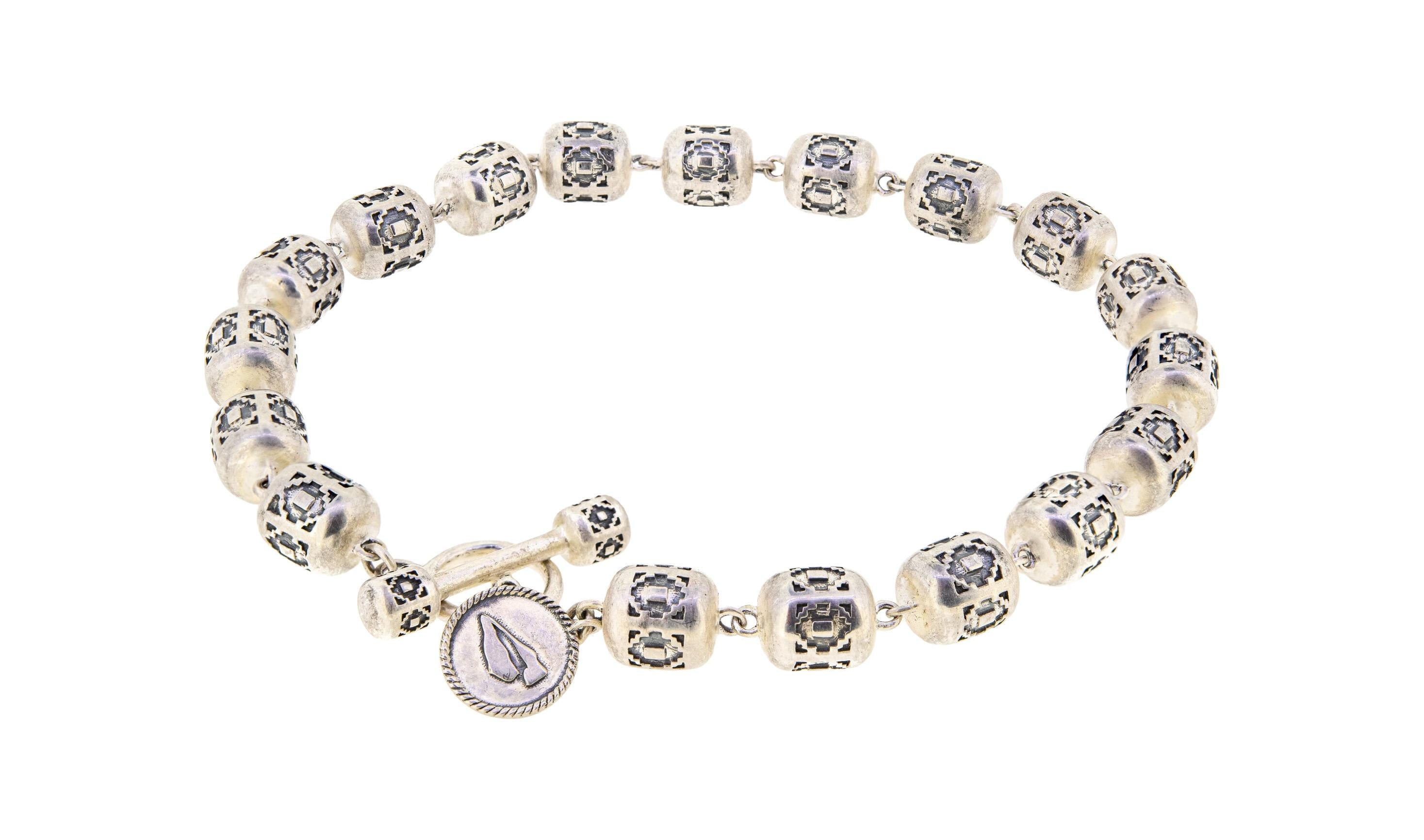 Bracciale Zapotec con perline in argento 925 e chiusura a T 

Lunghezza 26 cm 