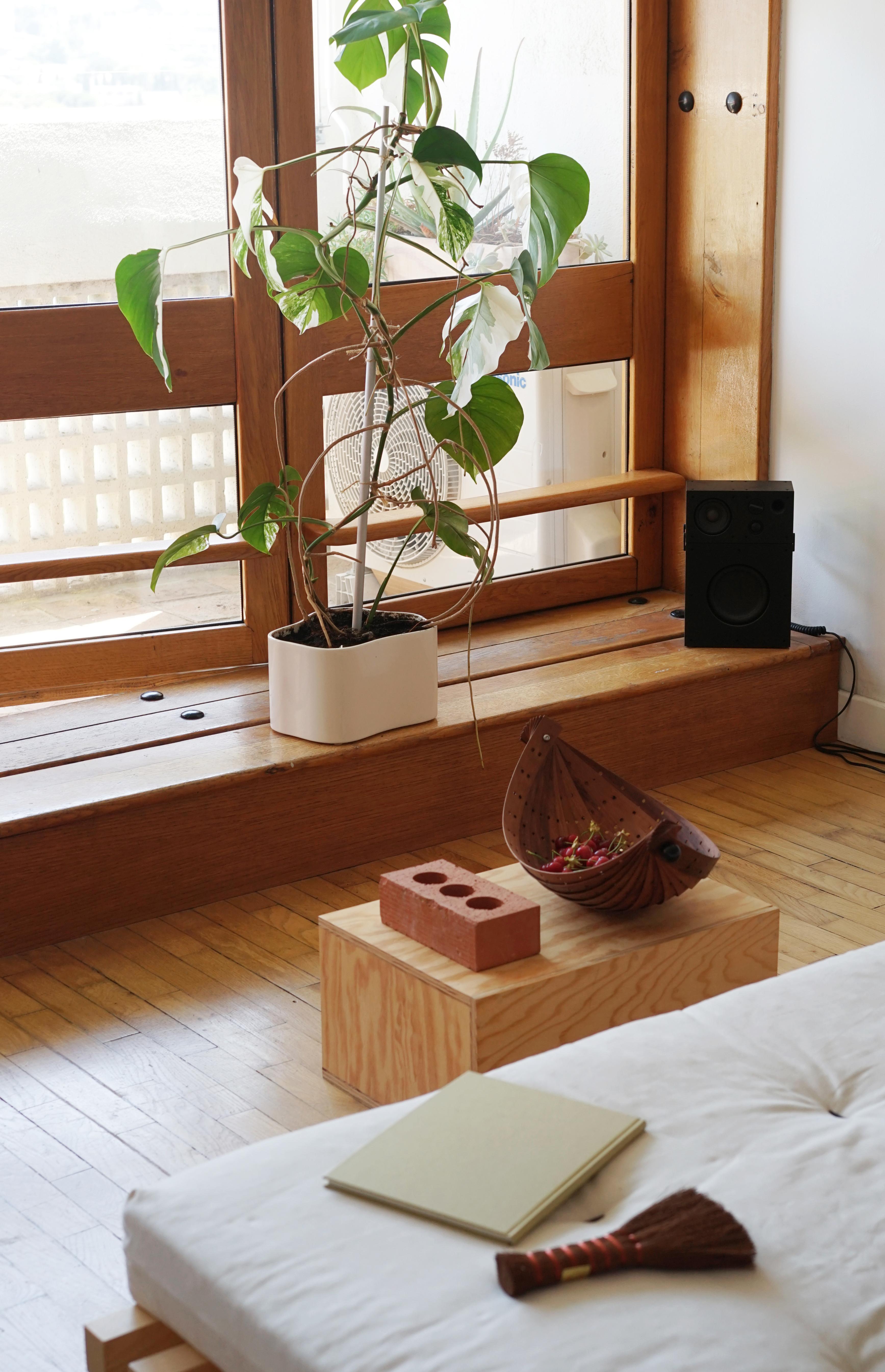 Woodwork ZARU colander, walnut wood, design Rio Kobayashi, OROS Edition  For Sale