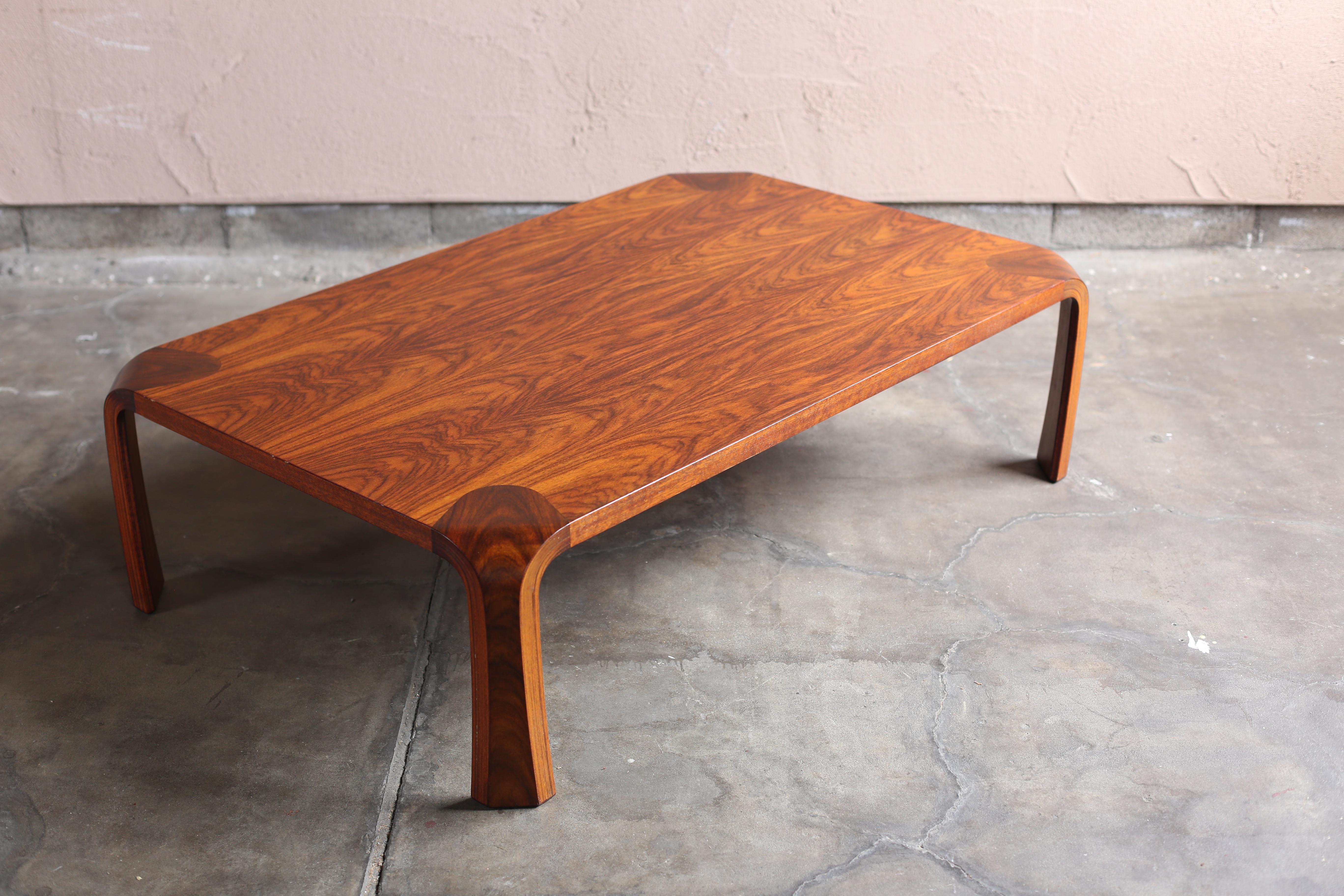 This table was designed by Saburo Inui in 1959 and manufactured by the Japanese manufacturer 