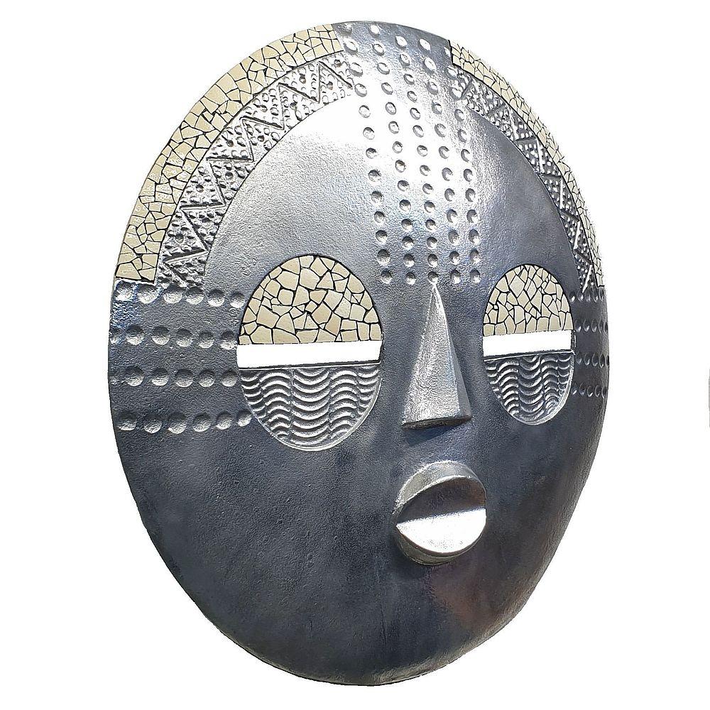 Masque Baluba en aluminium massif - Contemporain Sculpture par Zawadi