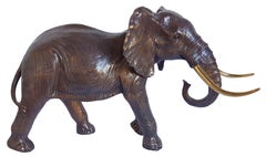 Sculpture d'éléphant en bronze