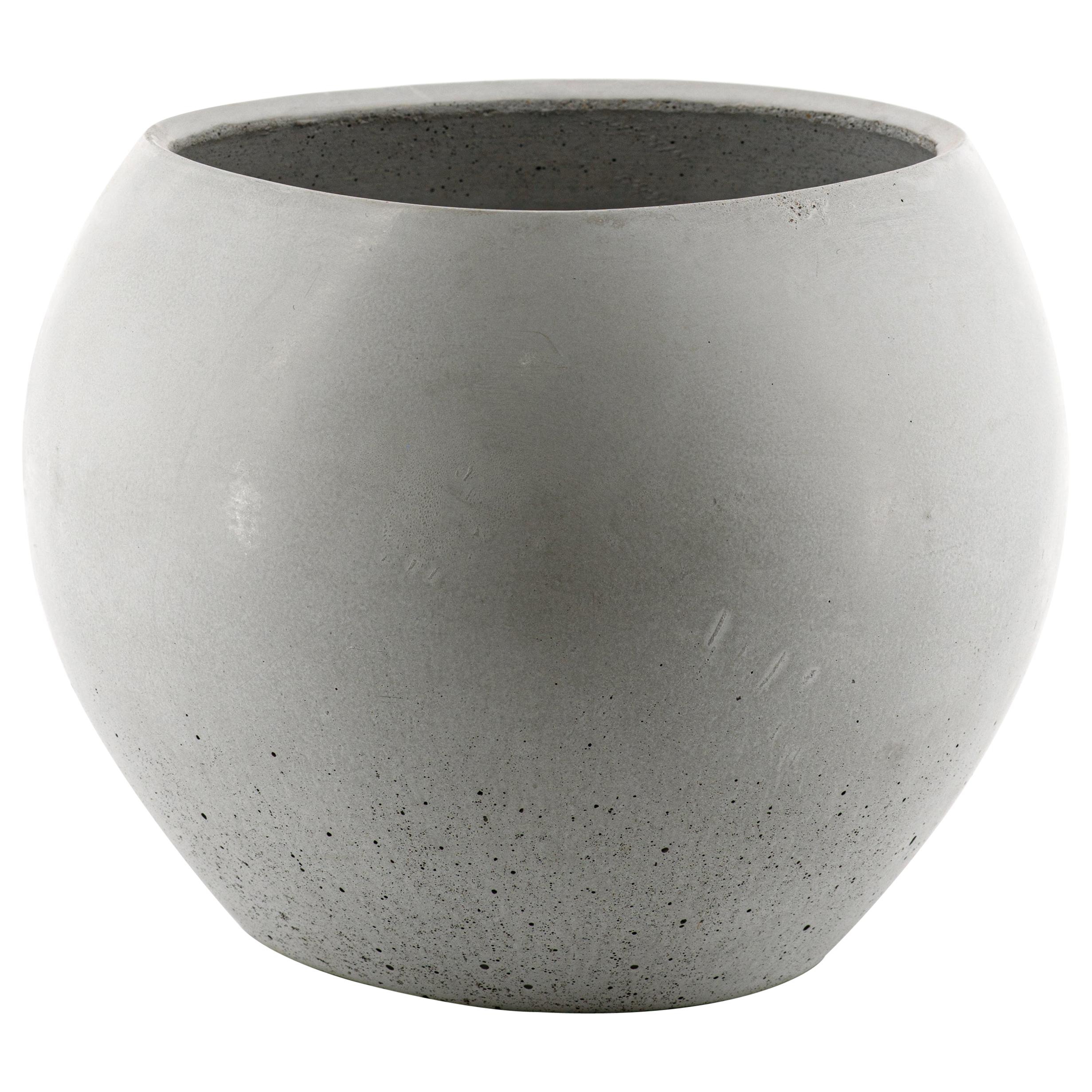 Vase en béton de la collection Zazen, Mod. I