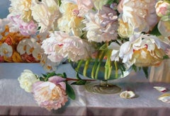 Natura morta glamour Peonie bianche