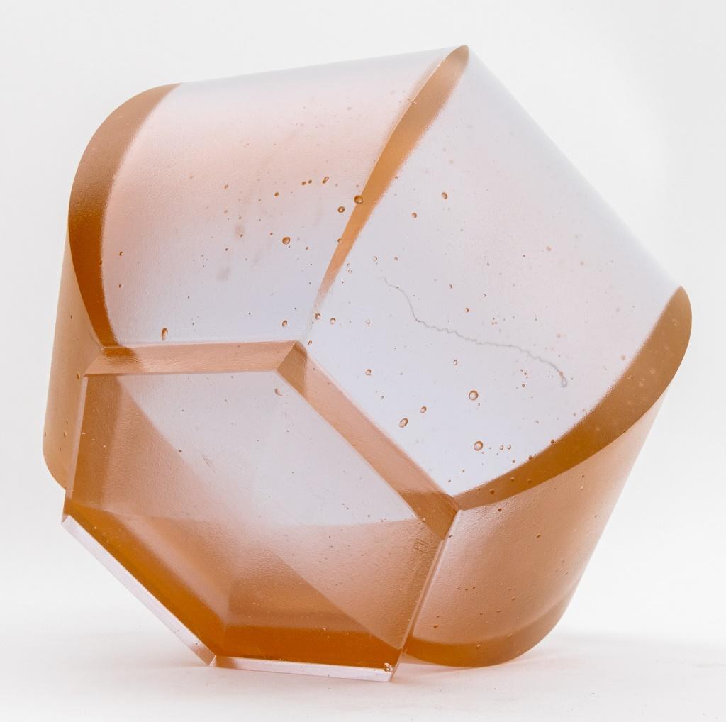 Tchèque Zdenek Lhotsky Hexagonal Amber Glass Bowl en vente