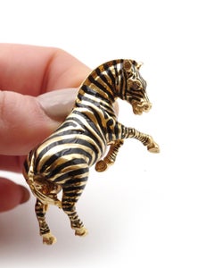 Zebra enameled French animal brooch in 18k gold, Vintage animal brooch