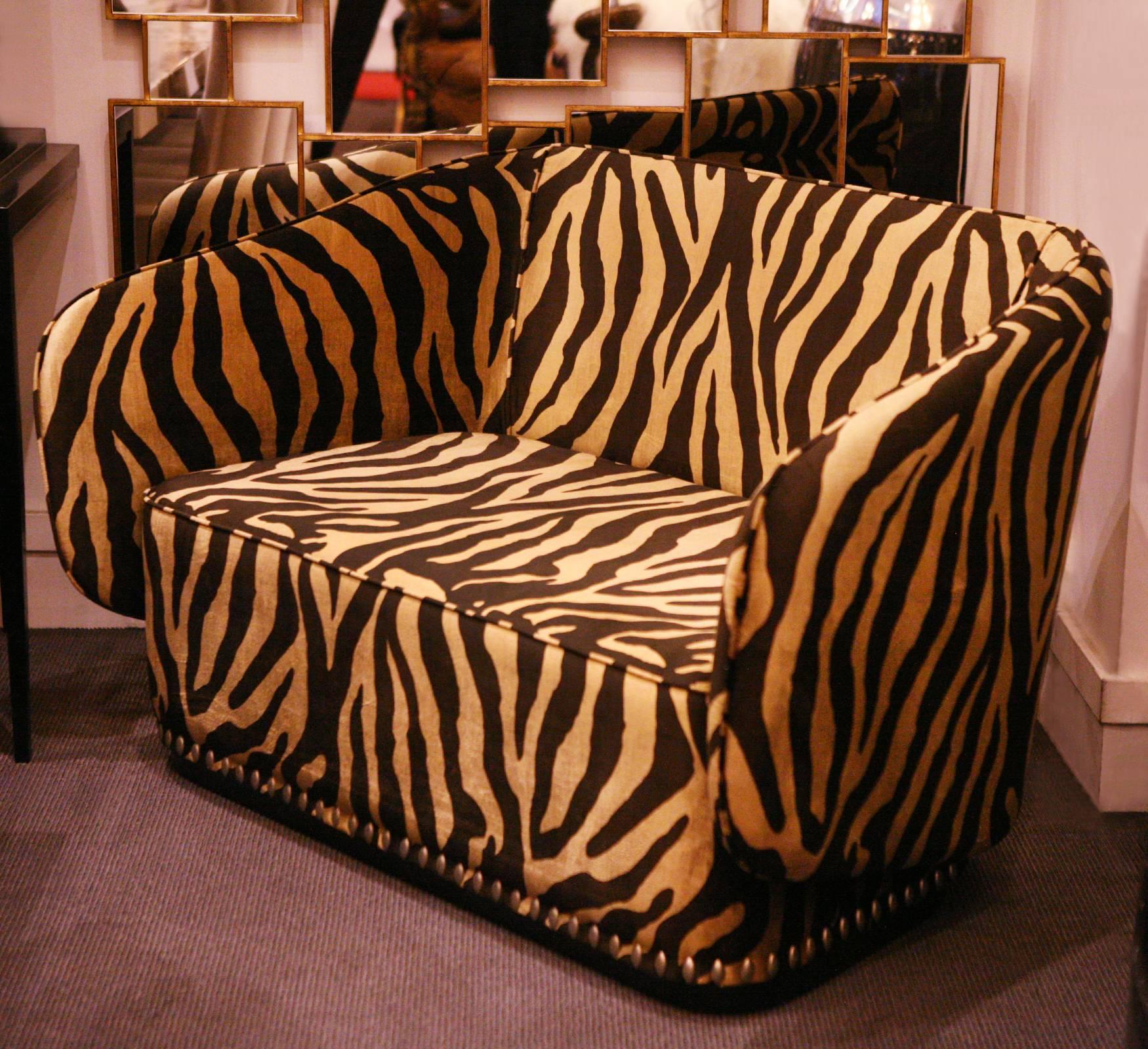 Spanish Zebra Gold Sofa in Velvet Fabric For Sale