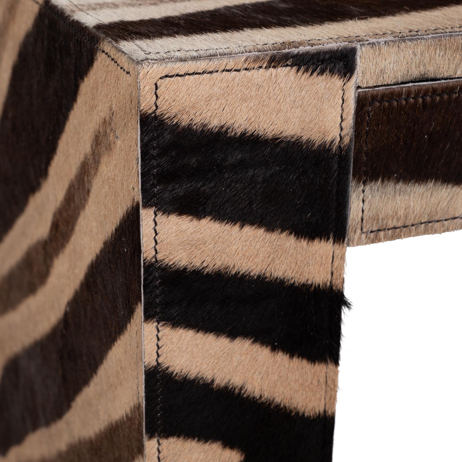 Console-Zebra Hide  In New Condition For Sale In New York, NY