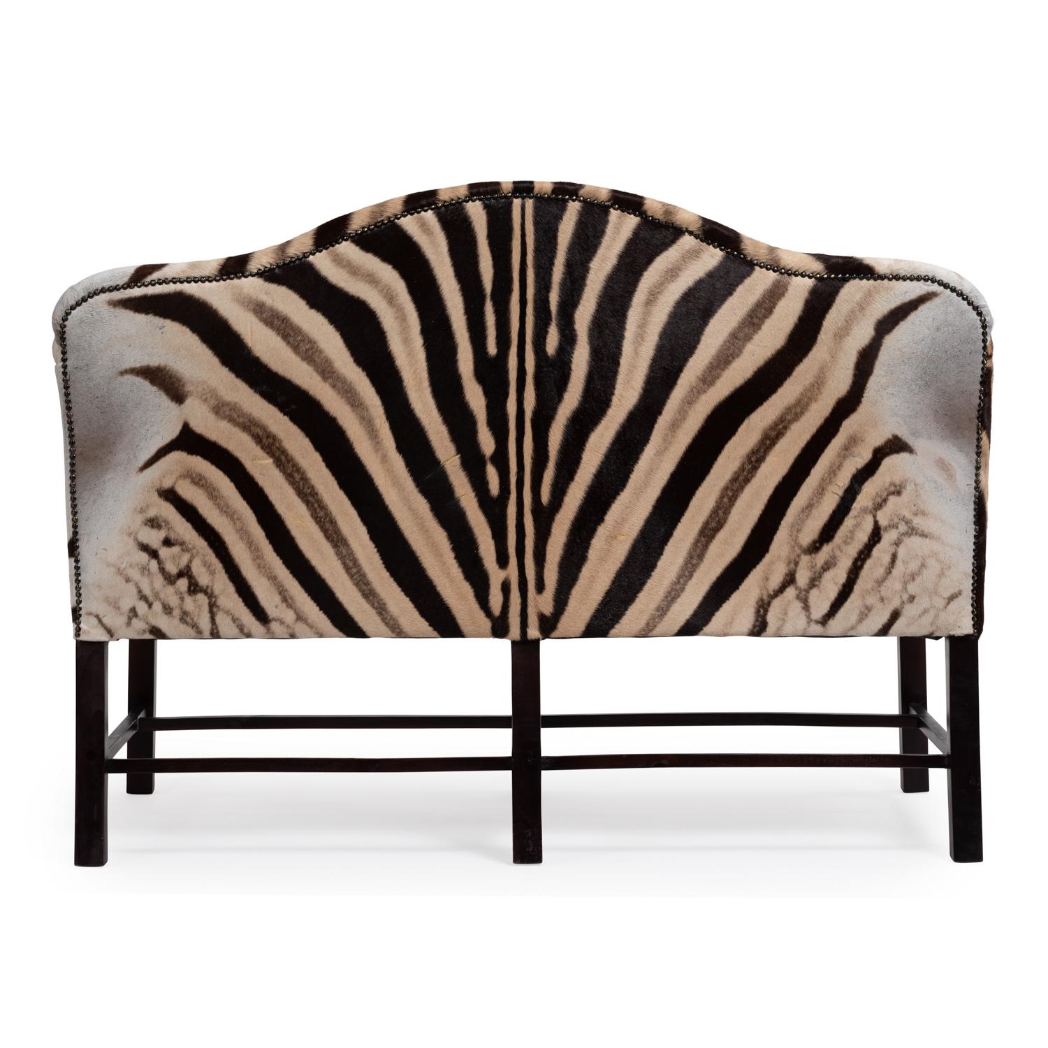 Divano in pelle di zebra In condizioni Nuovo in vendita a New York, NY