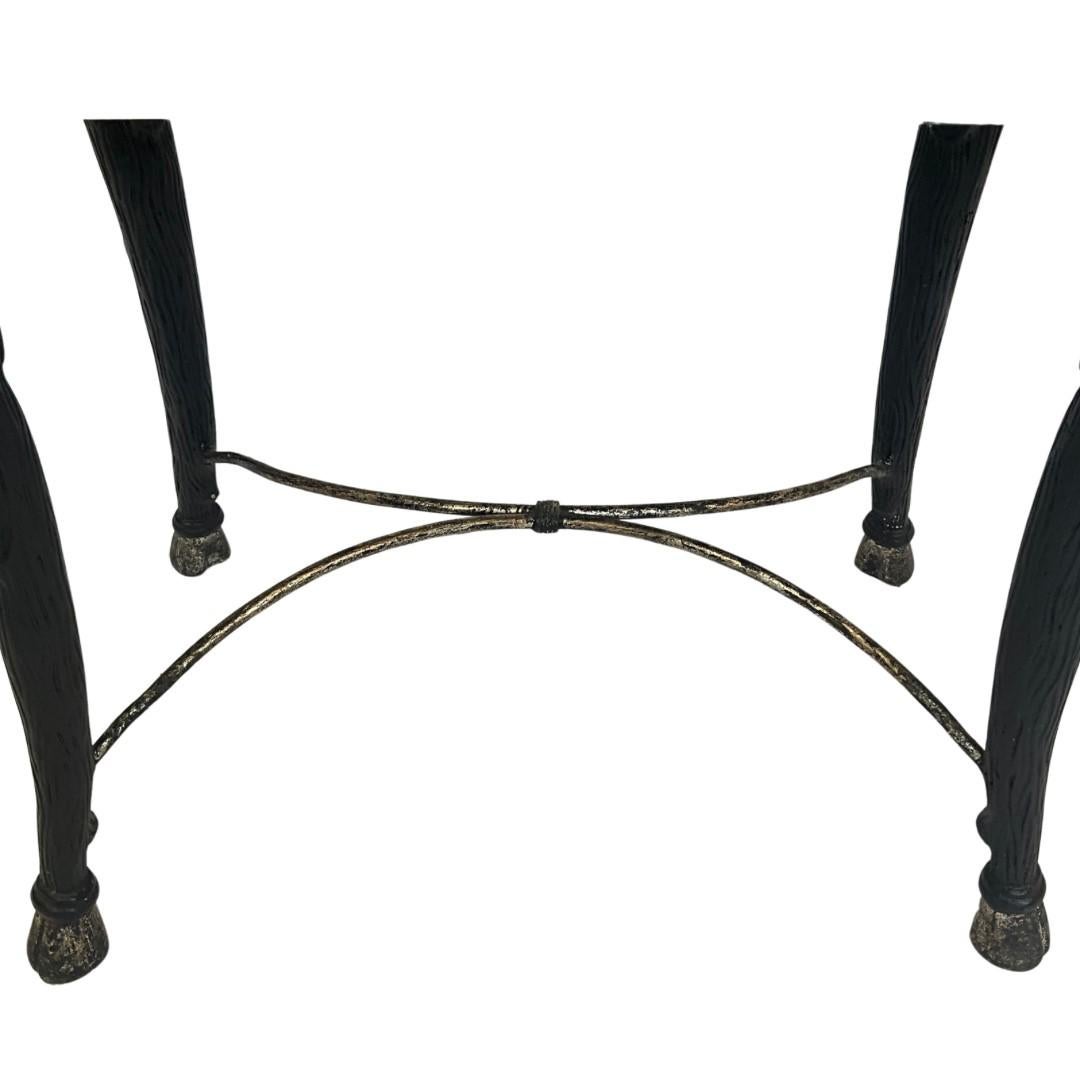 Table d'appoint/de chevet à imprimé zébré avec tiroir &  Pieds de sabot en vente 4