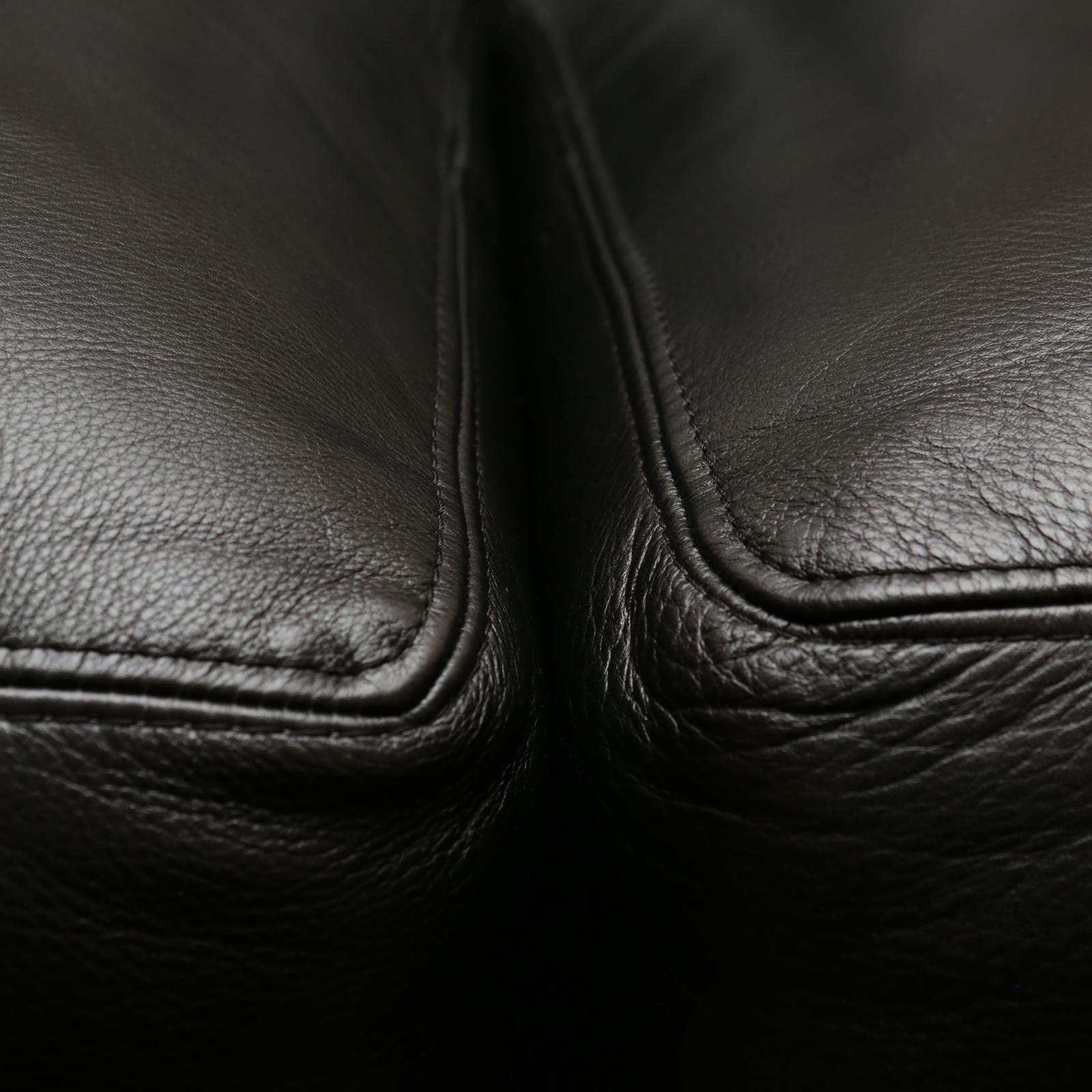 Zebra-Sofa mit echter Zebrahaut und schwarzem Leder im Angebot 4