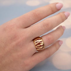 Zebra-Striped 18-Karat Gold and Orange Resin Dome Ring