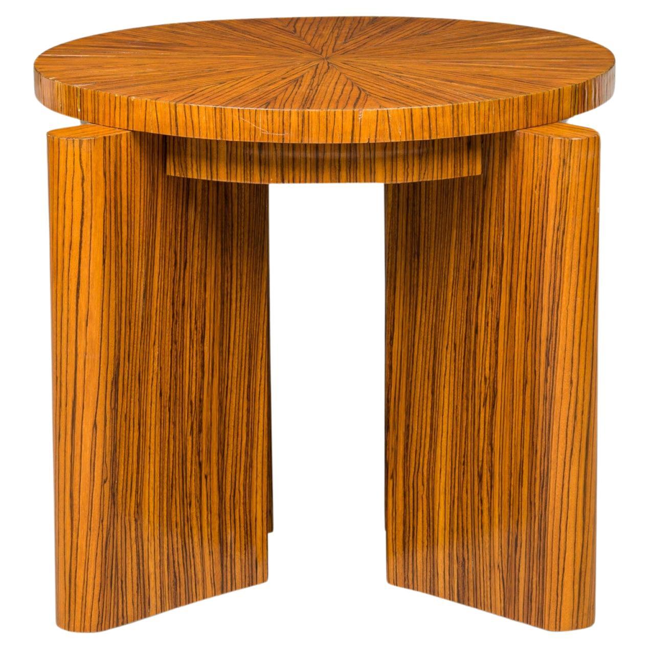 Mesa auxiliar de madera de cebra y 4 taburetes con cuña