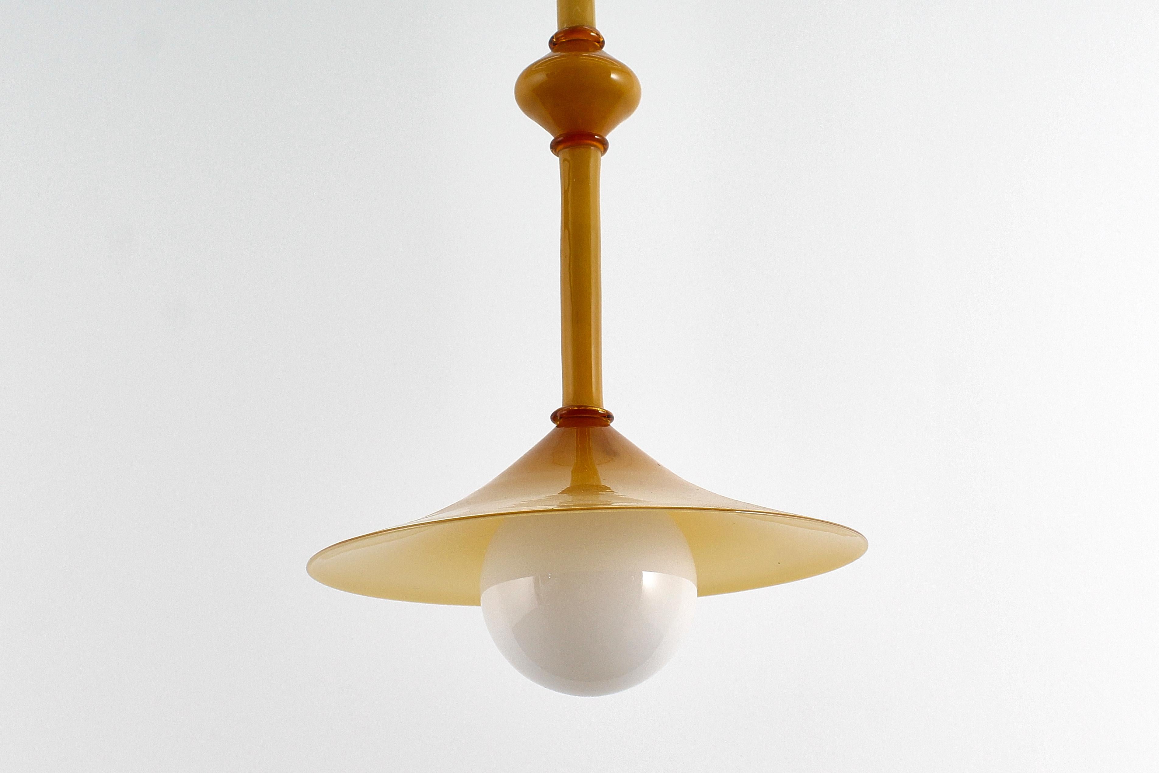 Italiano Zecchin Martinuzzi Murano Blown and Cased Glass Chandelier 30s Italy in vendita