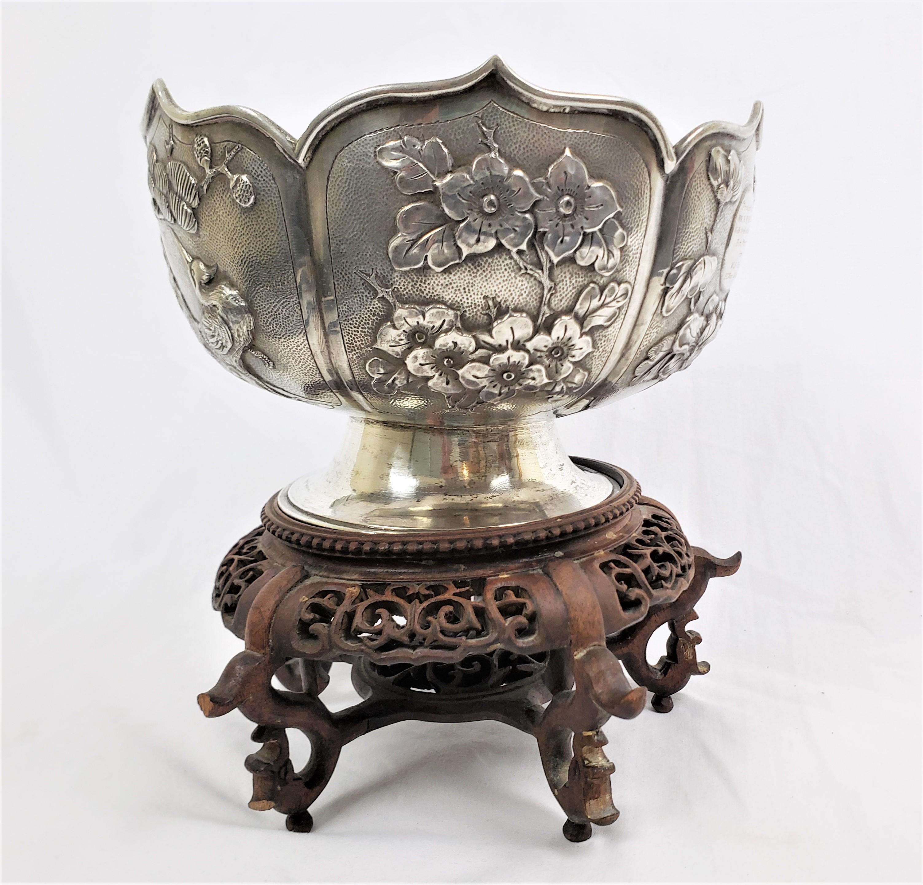 20th Century Zee Sung Signed Chinese Export Antique Chased Silver Presentation Bowl & Stand For Sale