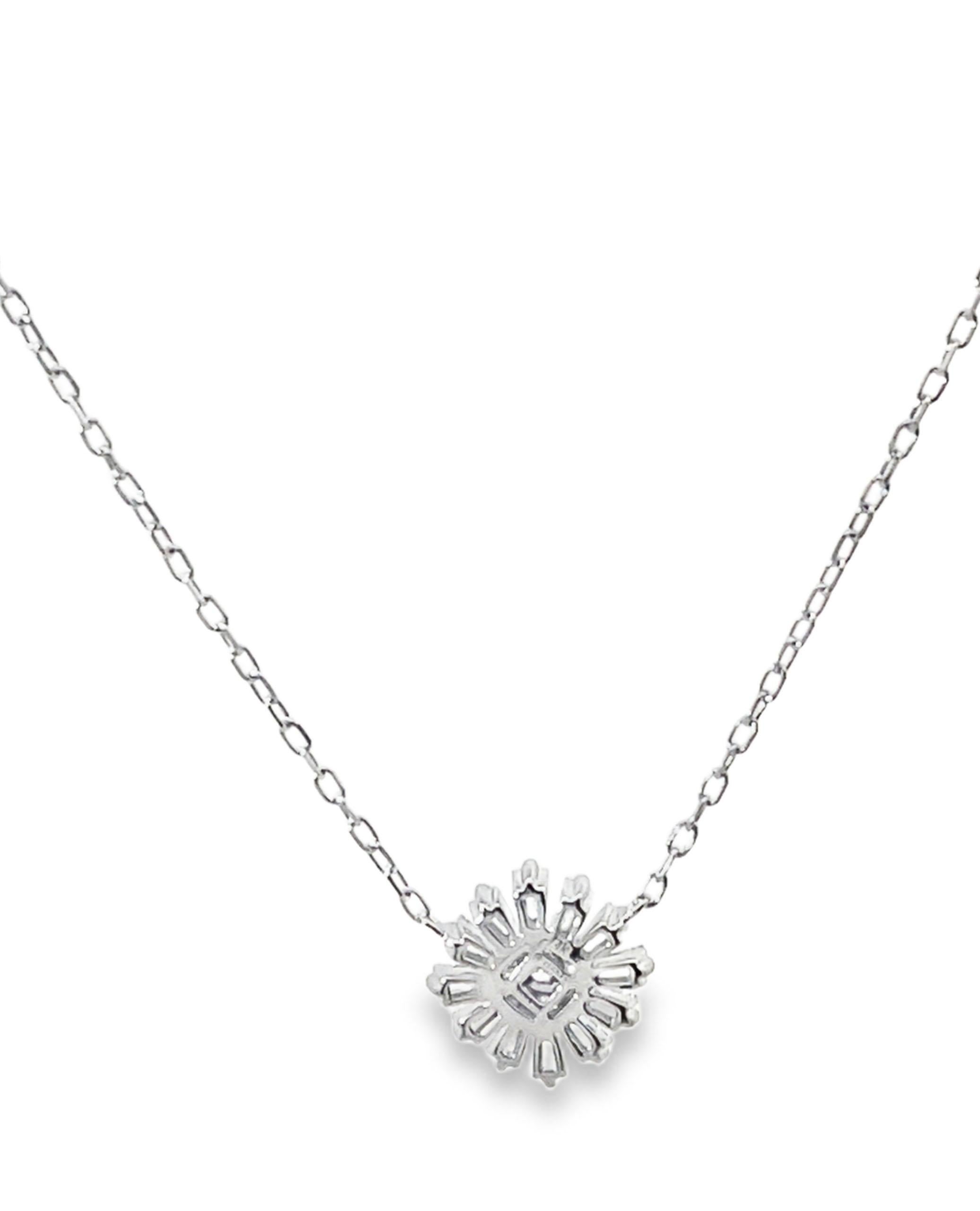 Zeghani 14K Weißgold Blumen-Diamant-Anhänger-Halskette im Zustand „Neu“ im Angebot in Old Tappan, NJ