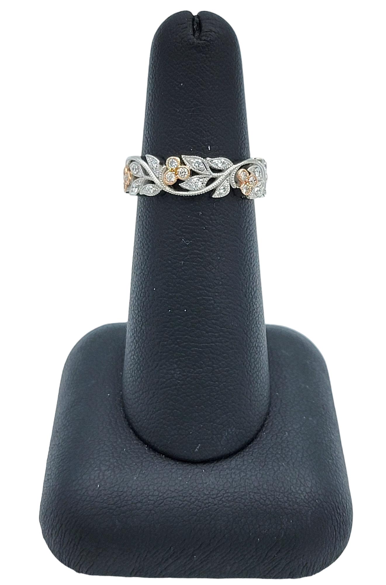 Anillo de diamantes Zeghani con diseño de hoja y milgrain de oro blanco y rosa de 14 quilates en venta 3
