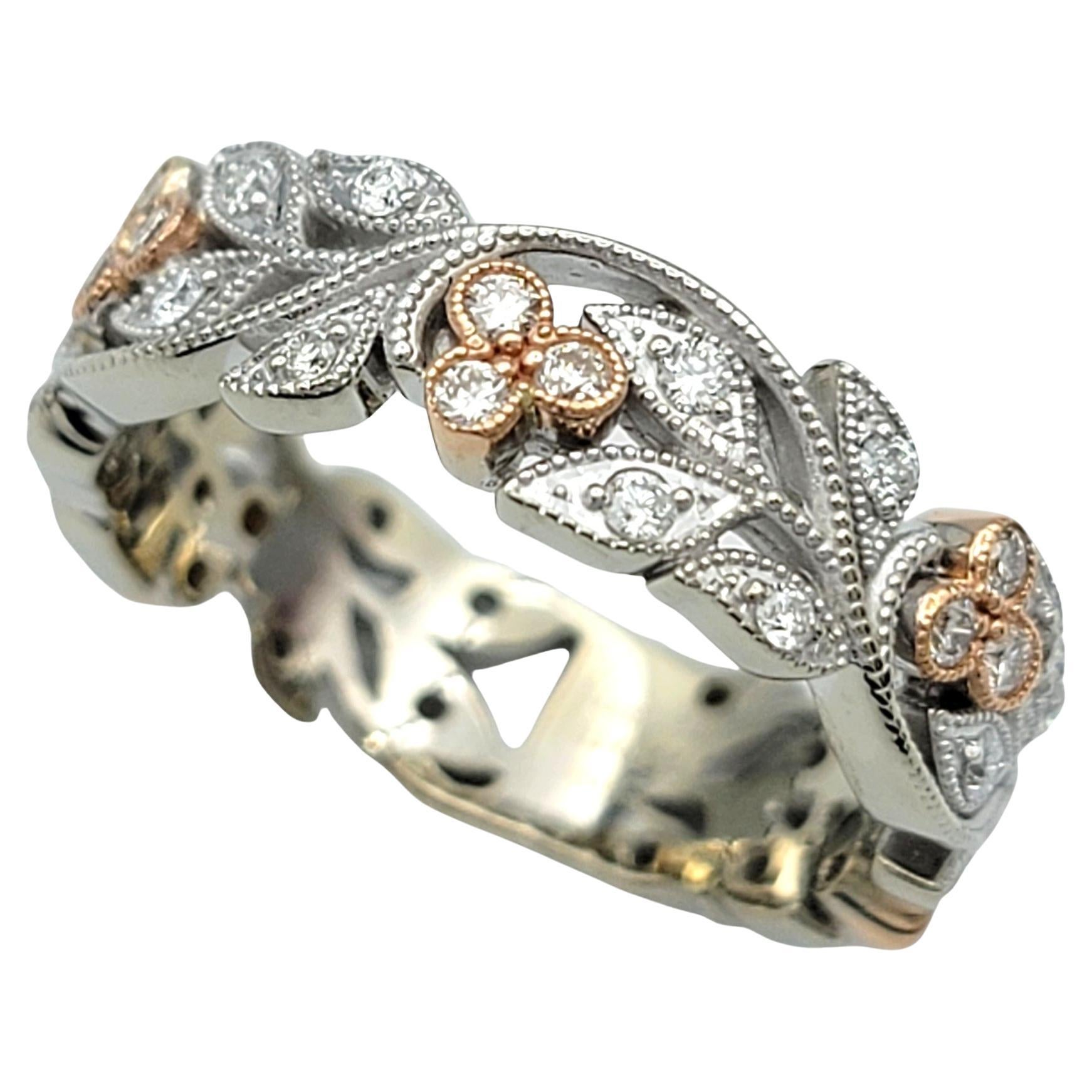 Anillo de diamantes Zeghani con diseño de hoja y milgrain de oro blanco y rosa de 14 quilates en venta
