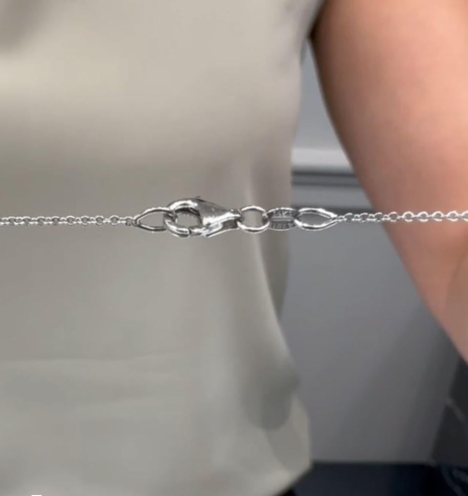 Zeghani ZP161 Collana con ciondolo a incastro in oro bianco 14K con diamanti da 0,38 carati in vendita 2