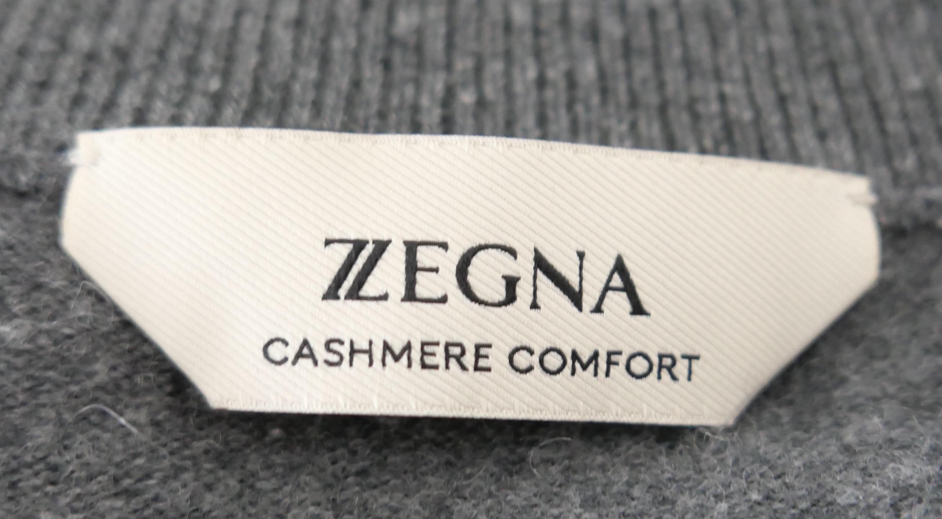 Zegna Pull en cachemire gris Excellent état - En vente à London, GB