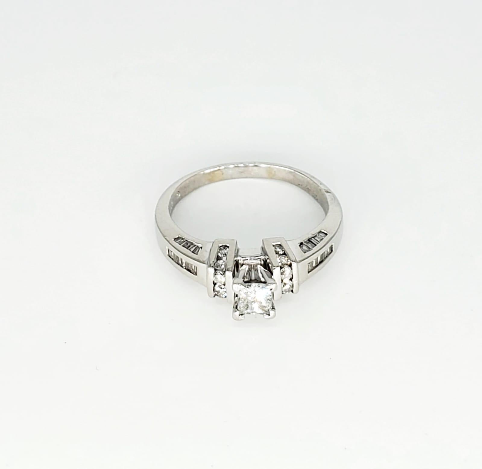 ZEI Antique 1.50 Carat Diamond Engagement Ring Platinum 900 In Excellent Condition For Sale In Miami, FL