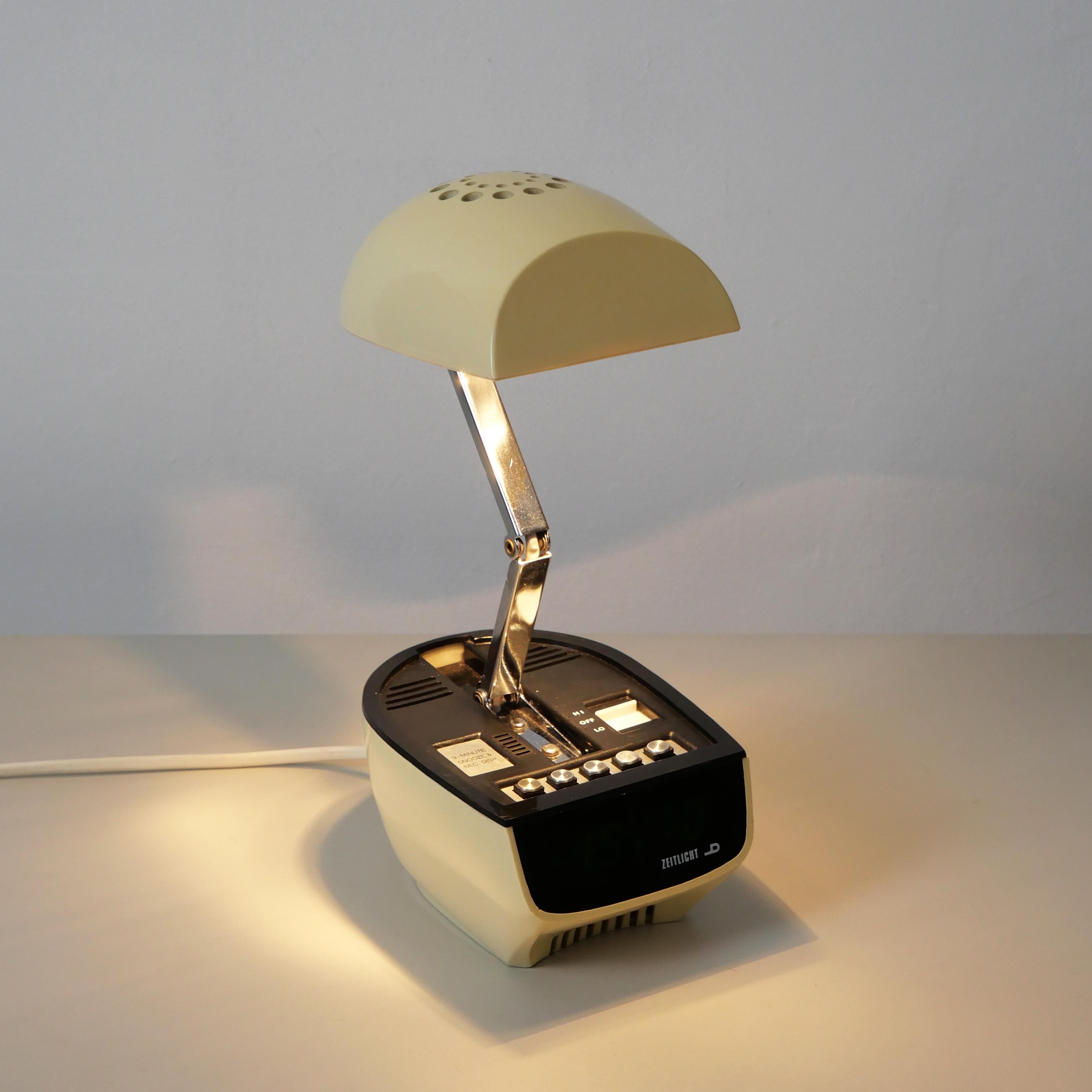 Hong Kong Zeitlicht Desk/Table/Bedside Lamp Alarm Clock, 1970s Spaceage Colombo Panton Era