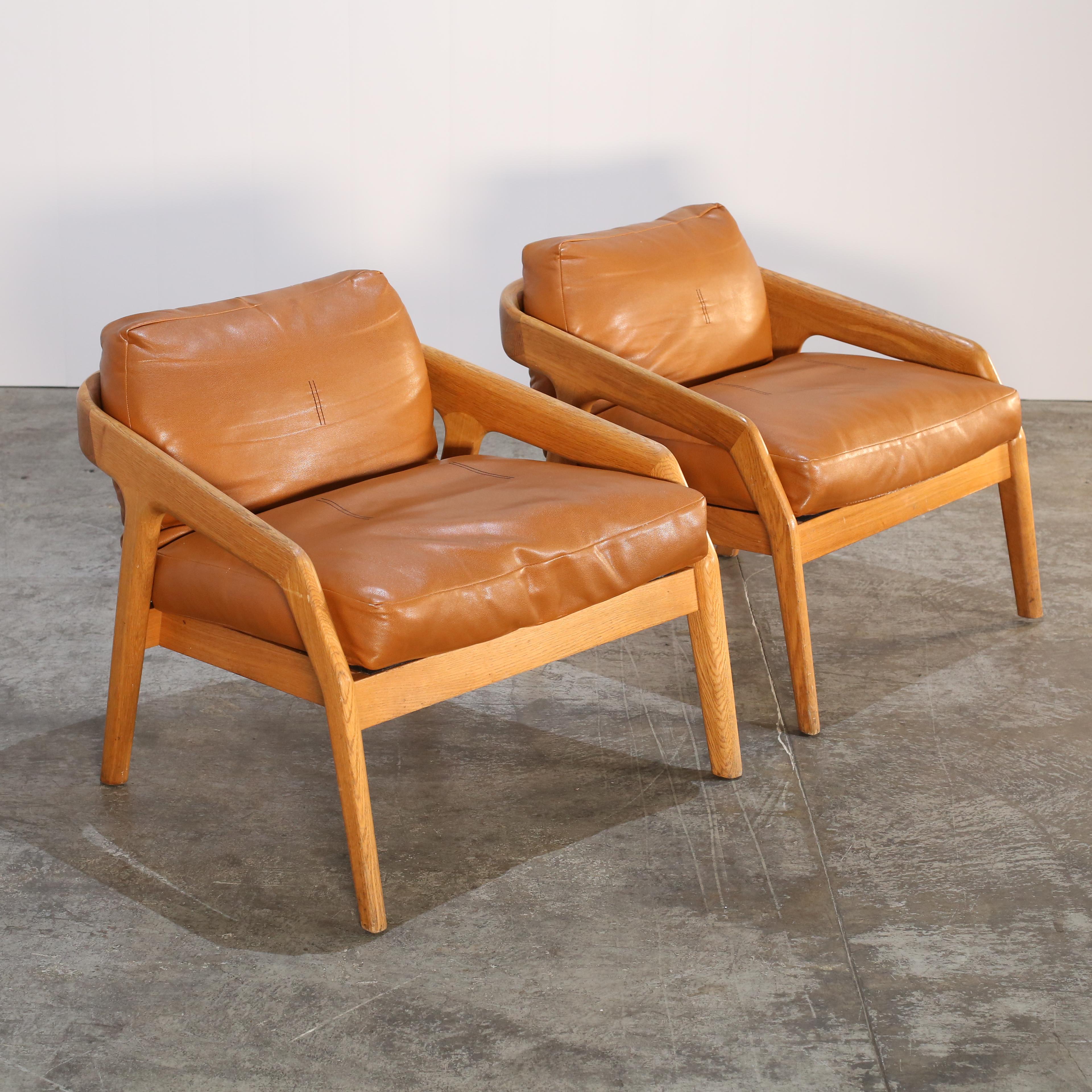 Cuir Fauteuils de salon Zeitraum Friday 1 de Formstelle, ensemble de deux pièces en vente