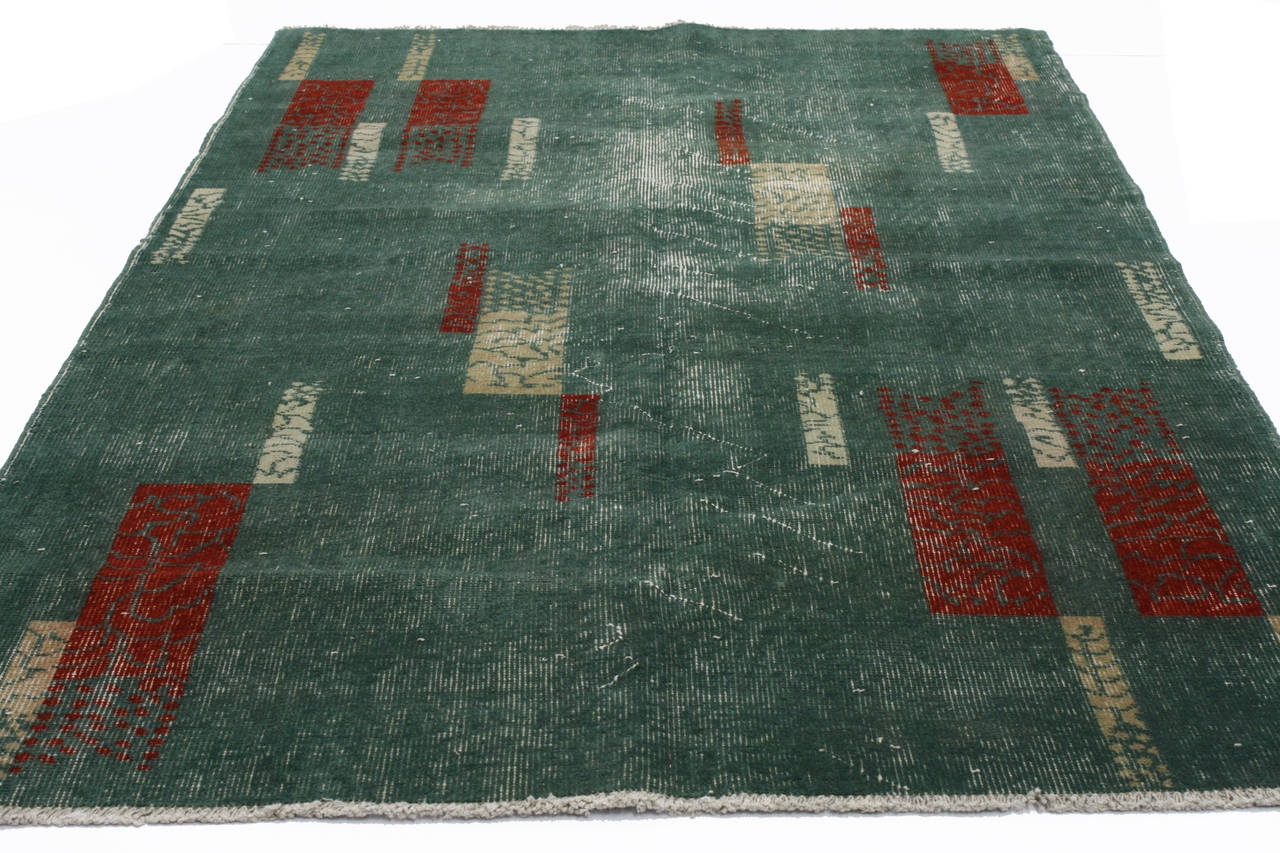 Zeki Müren Distressed Vintage Turkish Sivas Rug with Linear Abstract Style In Distressed Condition For Sale In Dallas, TX