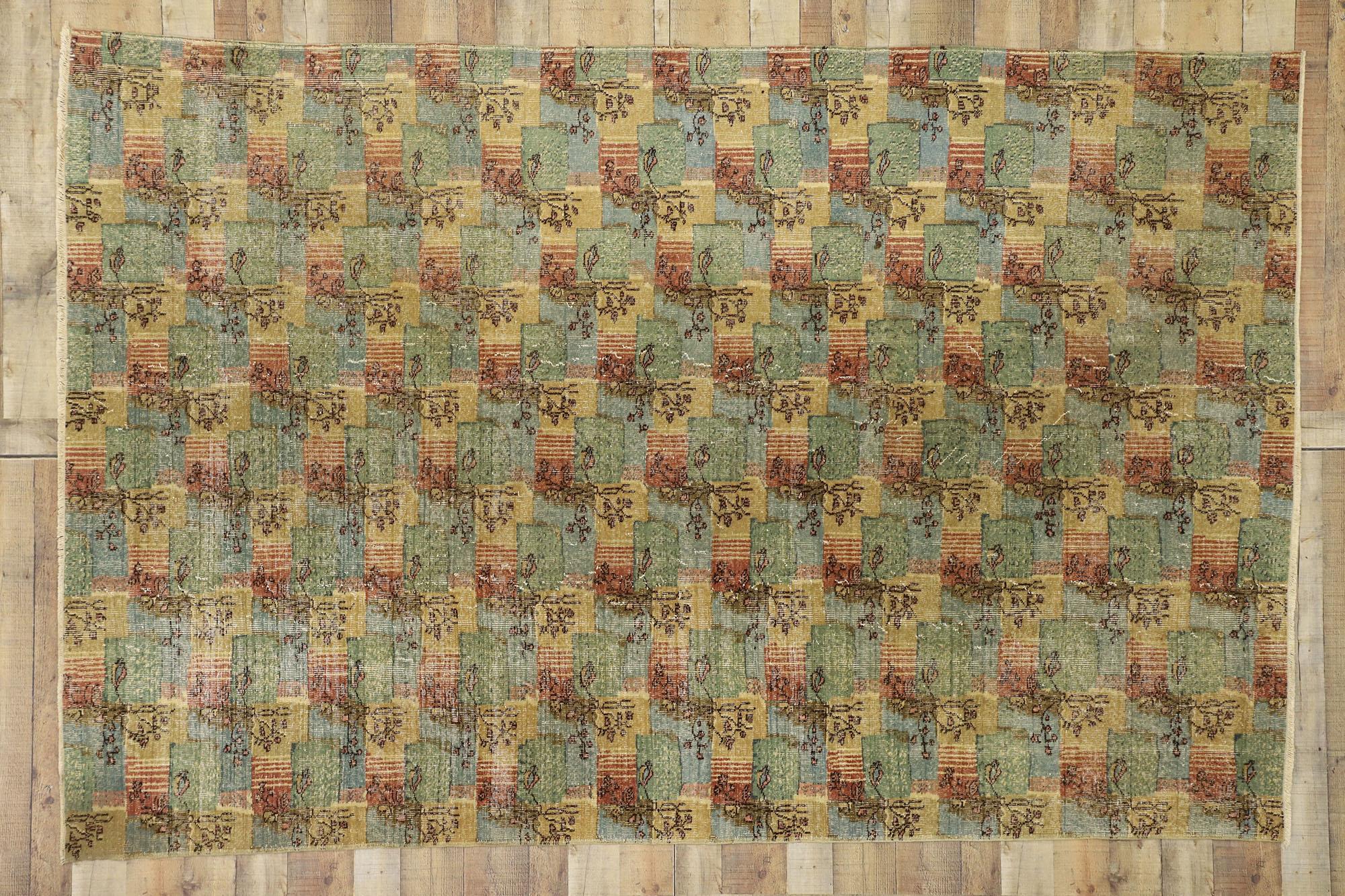 Tappeto Zeki Muren Sivas turco d'epoca con stile shabby chic in vendita 1