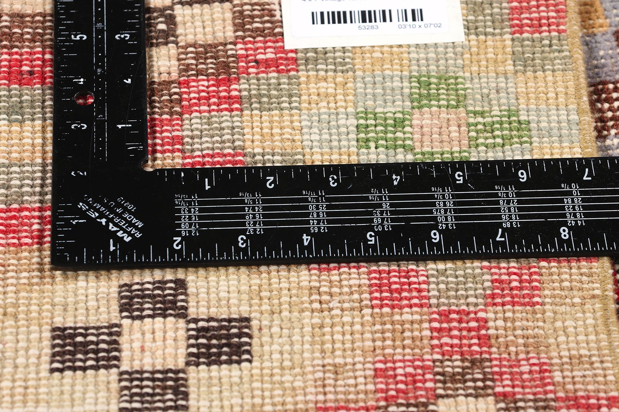Tapis turc Sivas vintage Zeki Muren Abîmé - En vente à Dallas, TX
