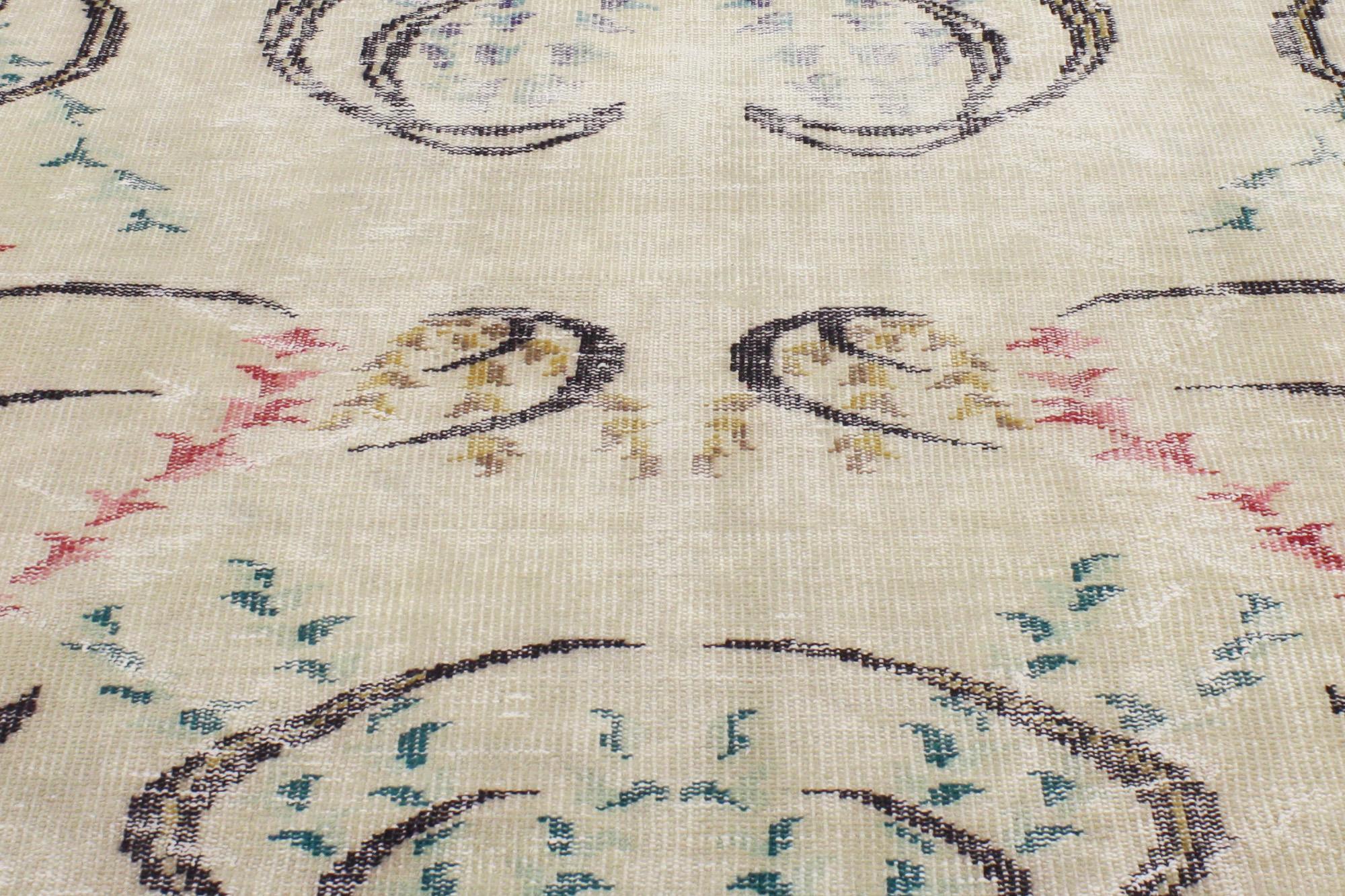 Turc Tapis turc Sivas vintage de Zeki Muren avec style expressionniste abstrait en vente