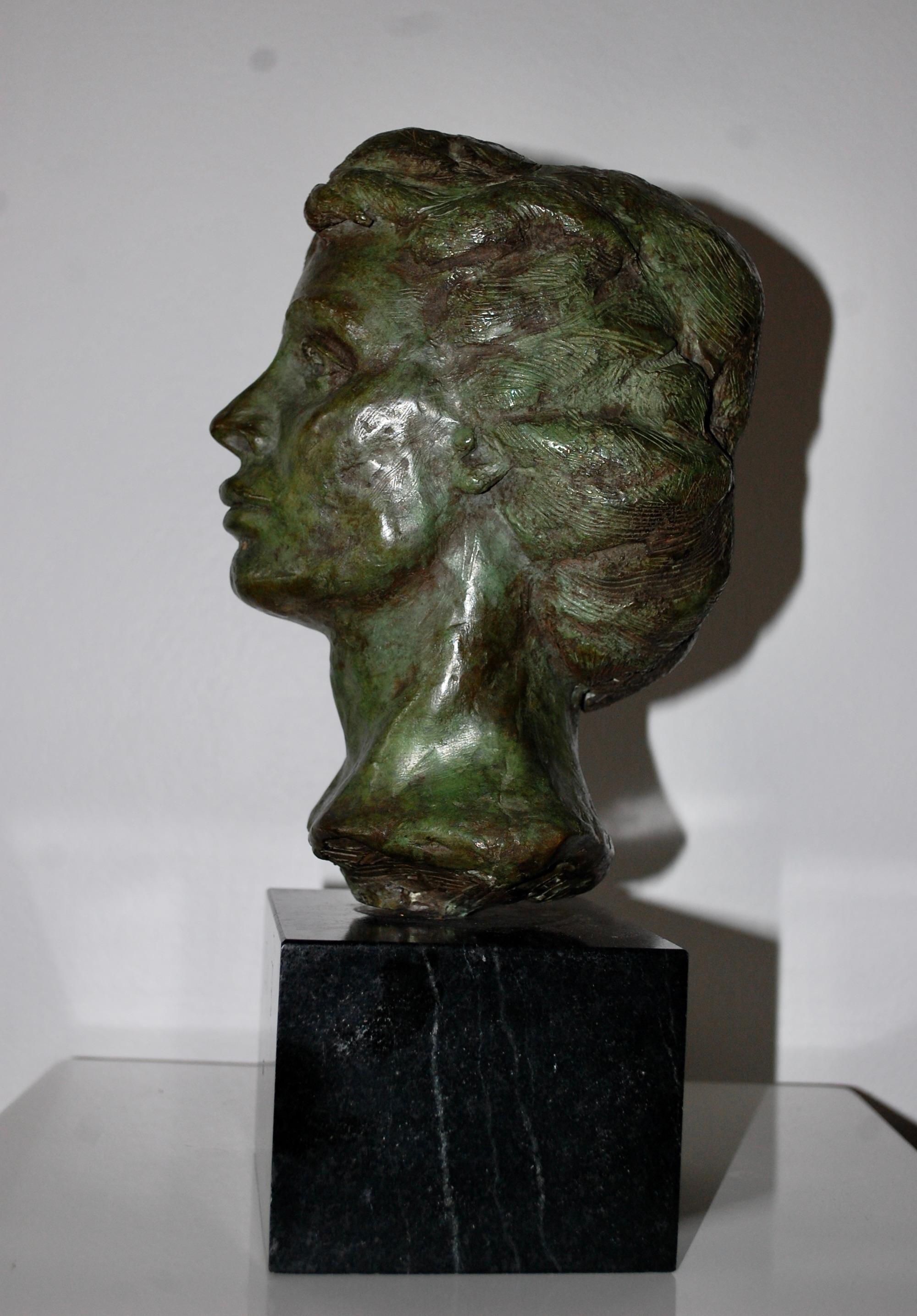 Busto de bronce Elaine 3