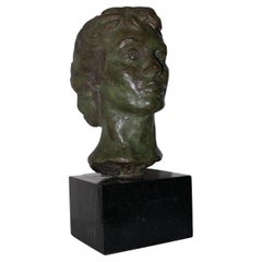 Busto di bronzo di Elaine