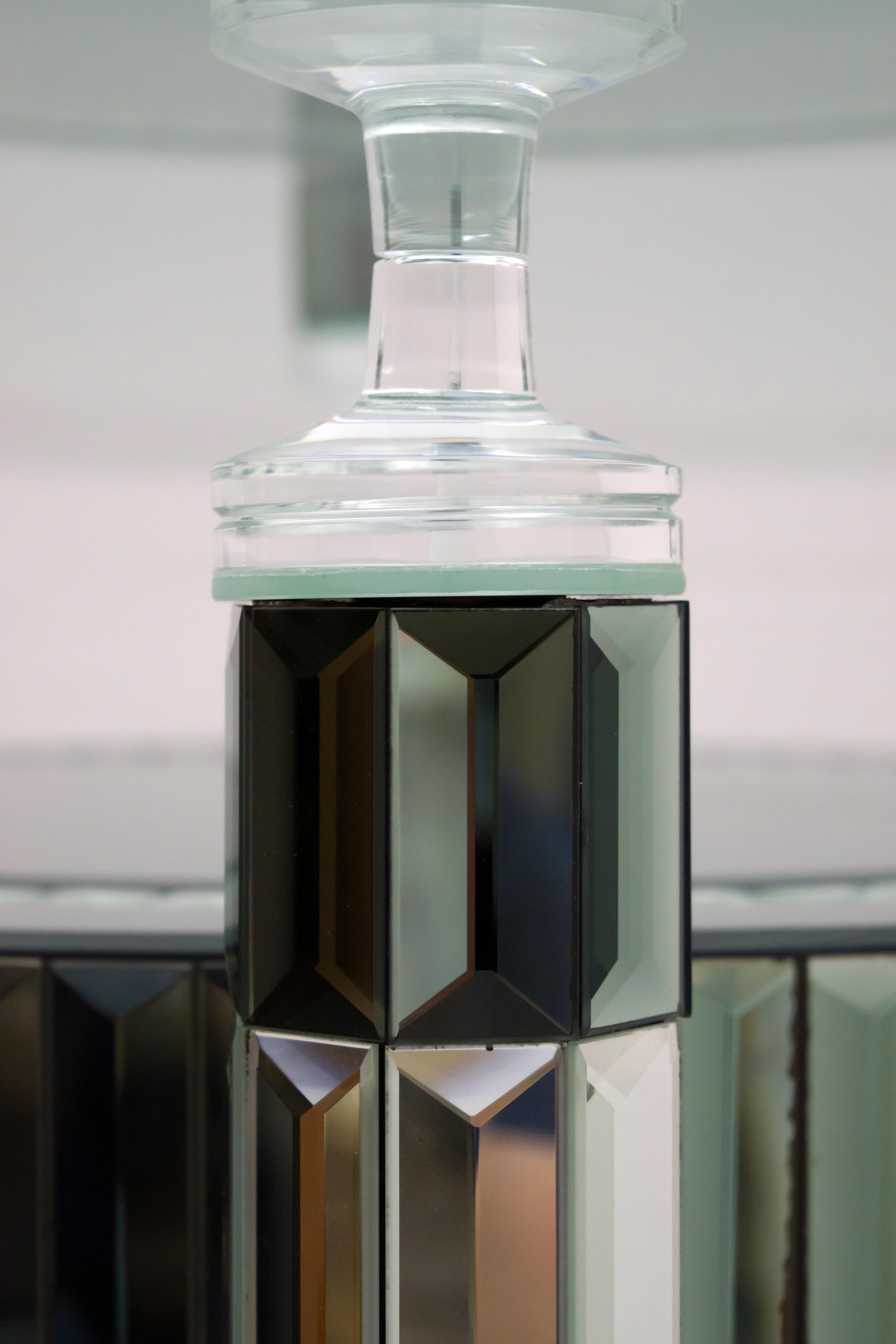 Zelino Poccioni, Italienischer moderner runder Esstisch aus verspiegeltem Kristall für MP2 im Angebot 5