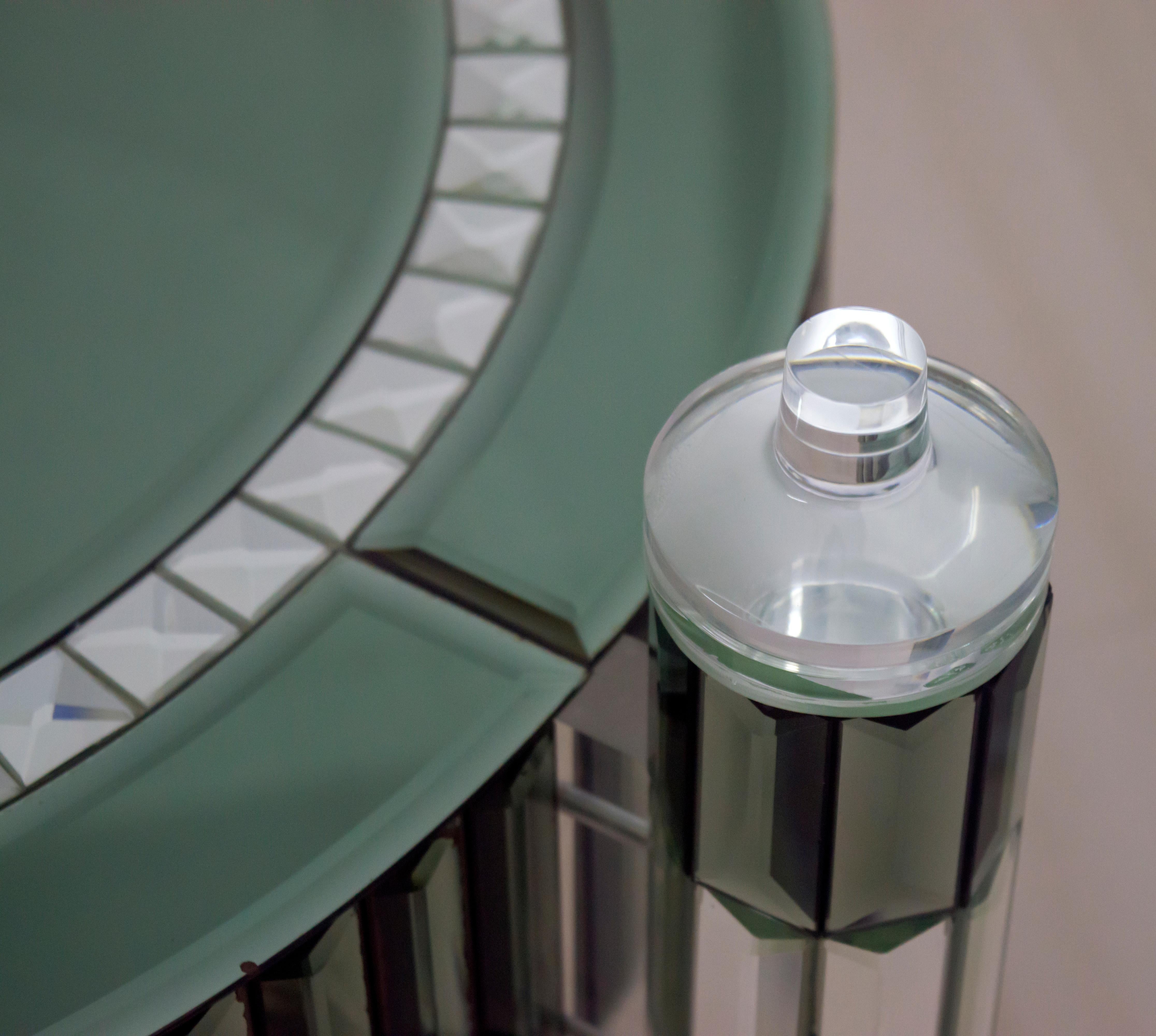 Cristal Zelino Poccioni table de salle à manger ronde moderne italienne en cristal miroir pour MP2 en vente