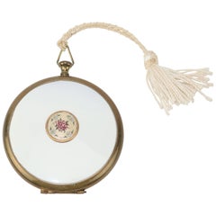 Poudrier Zell de style victorien "montre de poche":: années 1940