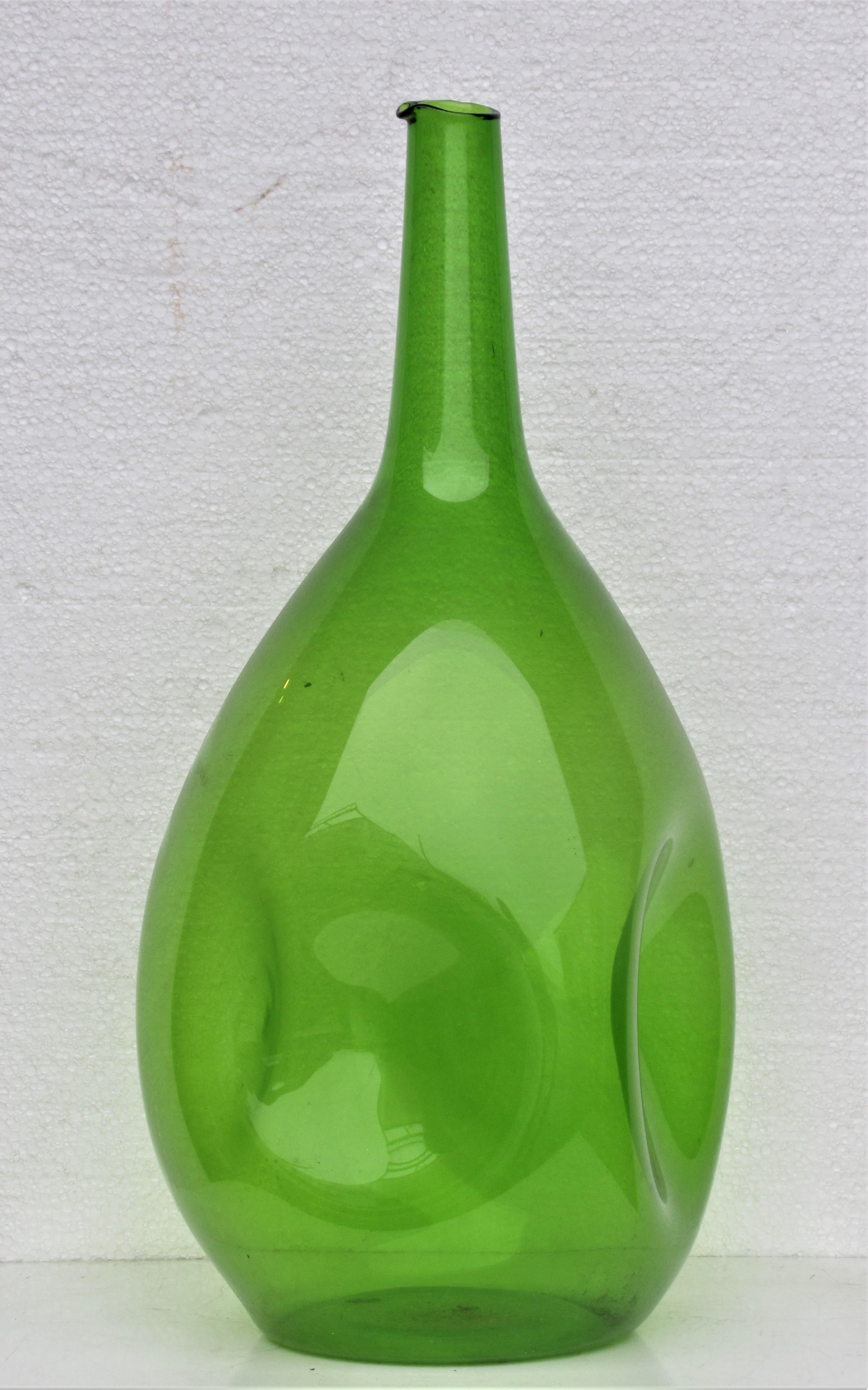 Mid-Century Modern Zeller Glass Company Luminous Green Blown Glass Vessel