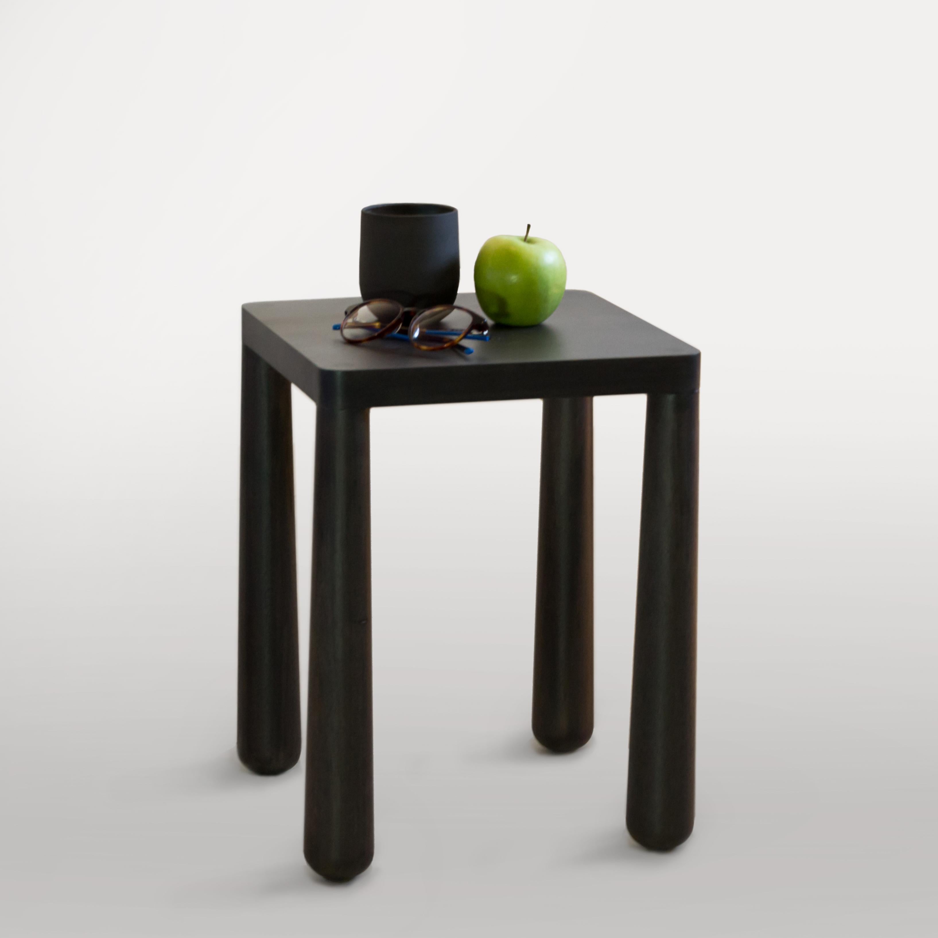 Zem Table Ebonized — Handmade Solid Wood Contemporary Brazilian Design In New Condition For Sale In Curitiba, PR