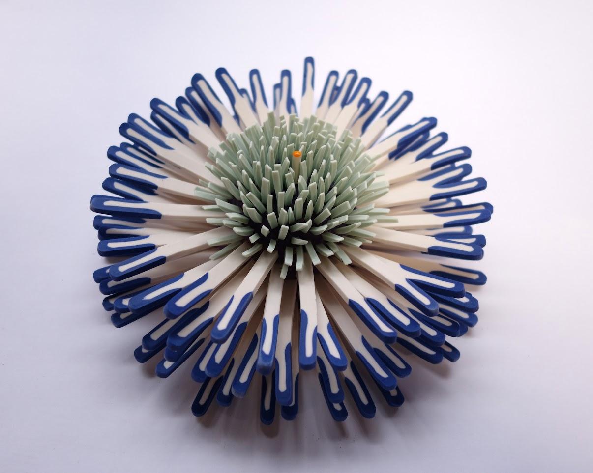 Shard Flower 2 - Contemporary Sculpture by Zemer Peled
