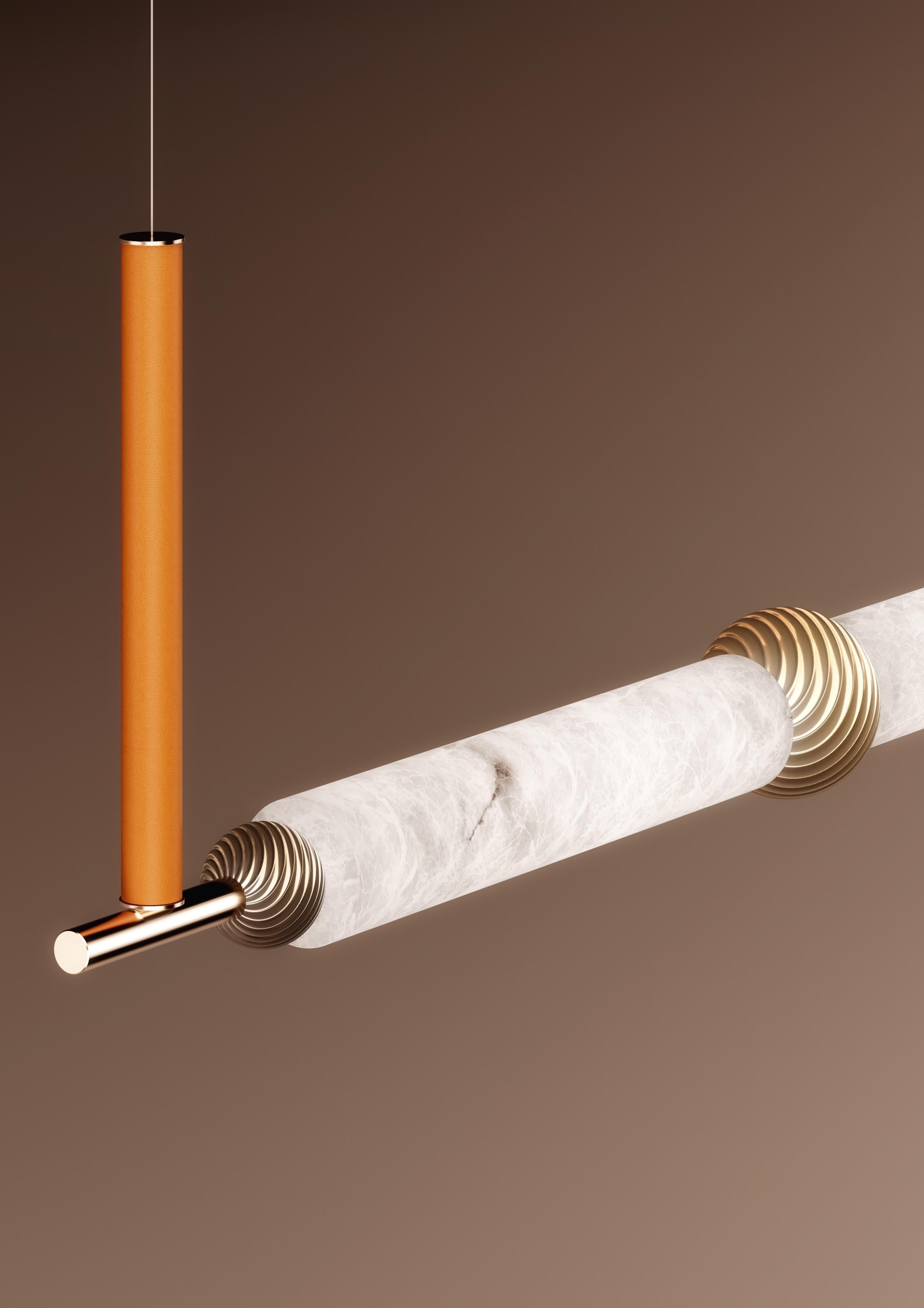 Altro Lampada a sospensione Zen Beam con elemento in pelle marrone Sahara di Alabastro Italiano in vendita