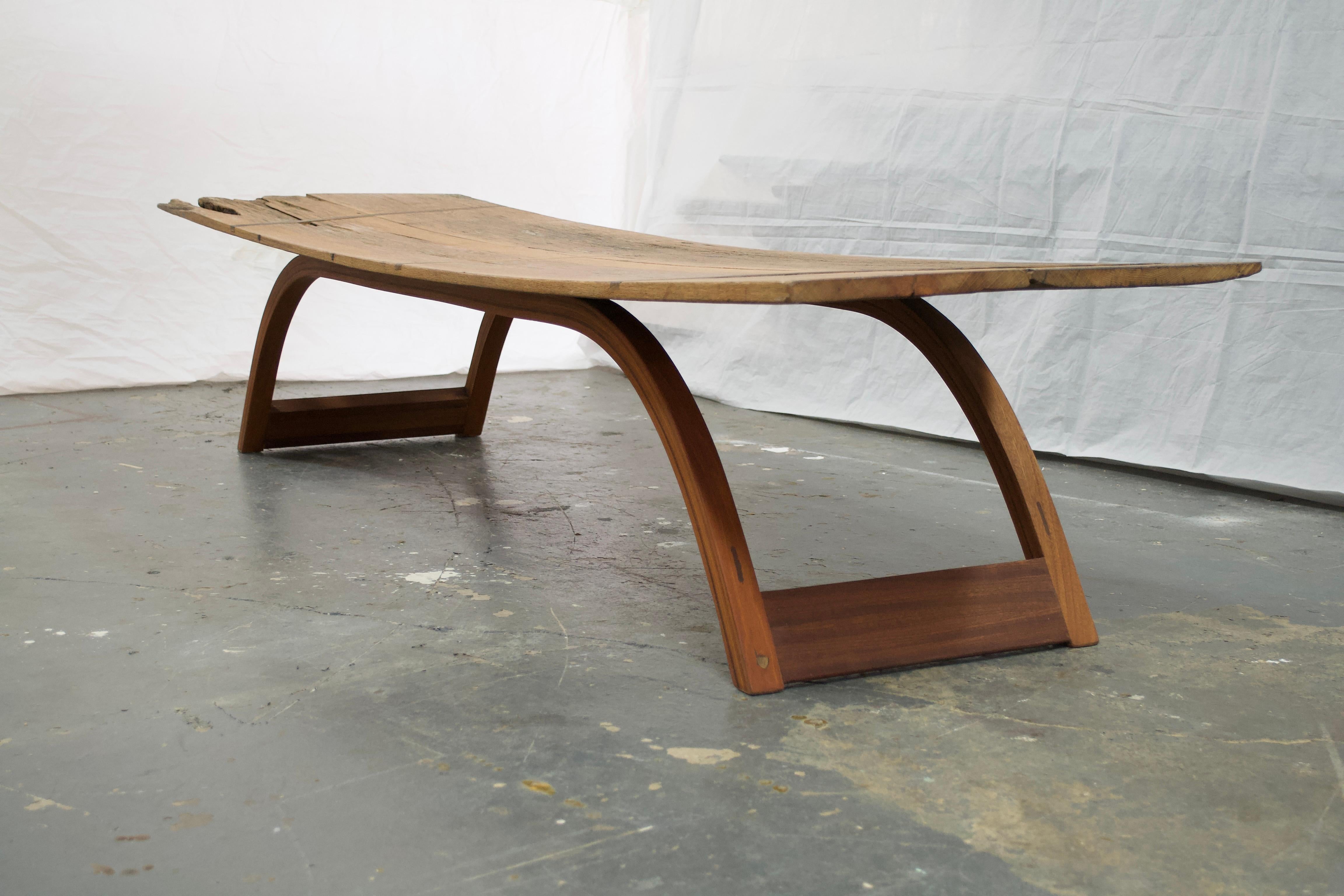 Fatto a mano Panchina Zen, legno di quercia e fienile recuperato, disegnata e realizzata a mano da Rafael Calvo in vendita