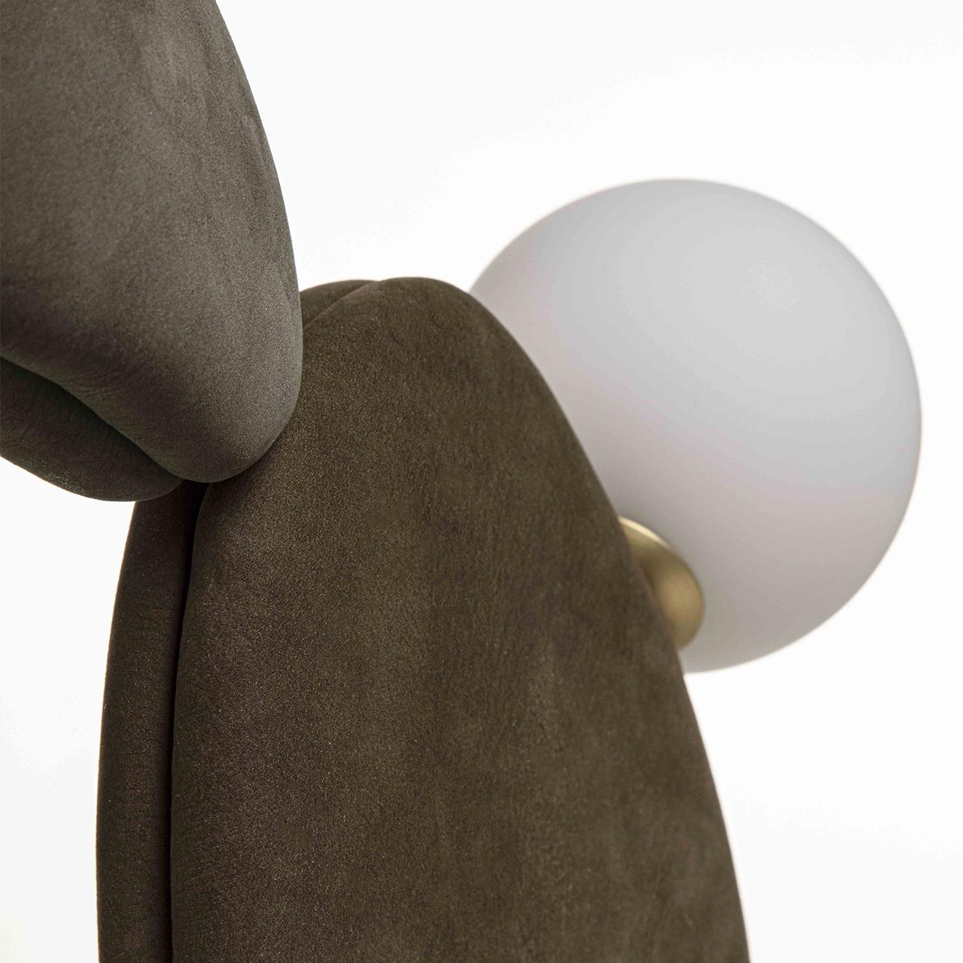 Lampada da tavolo Zen piccola in pelle marrone In condizioni Nuovo in vendita a Milan, IT