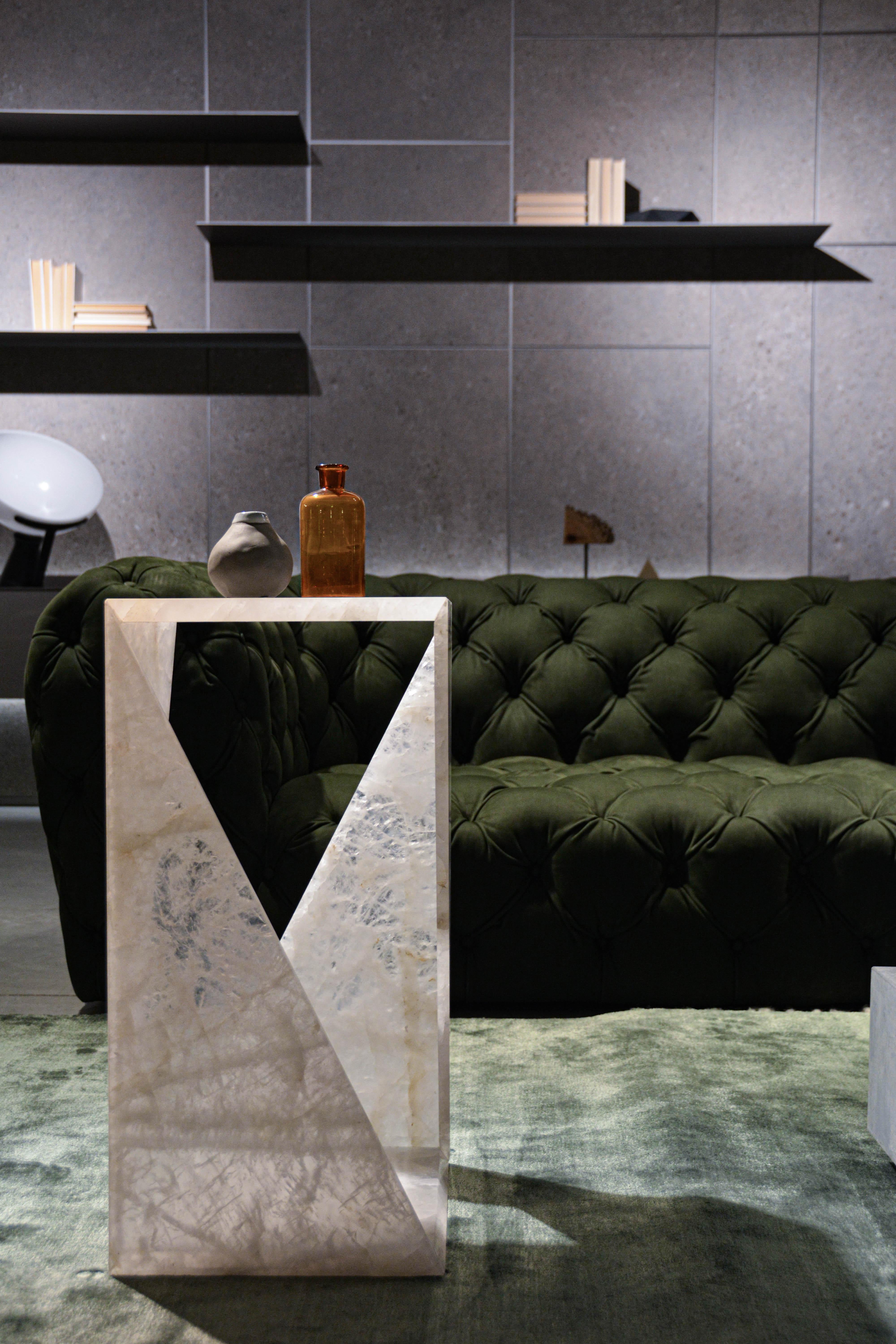 The ZEN coffee table which makes part of the ORIGAMI Collection is a fruit of collaboration between MARMI REGINA, company that creates prestigious works in marble and natural stone, e YULIA PYANZINA, architect and designer.
One of the peculiarities