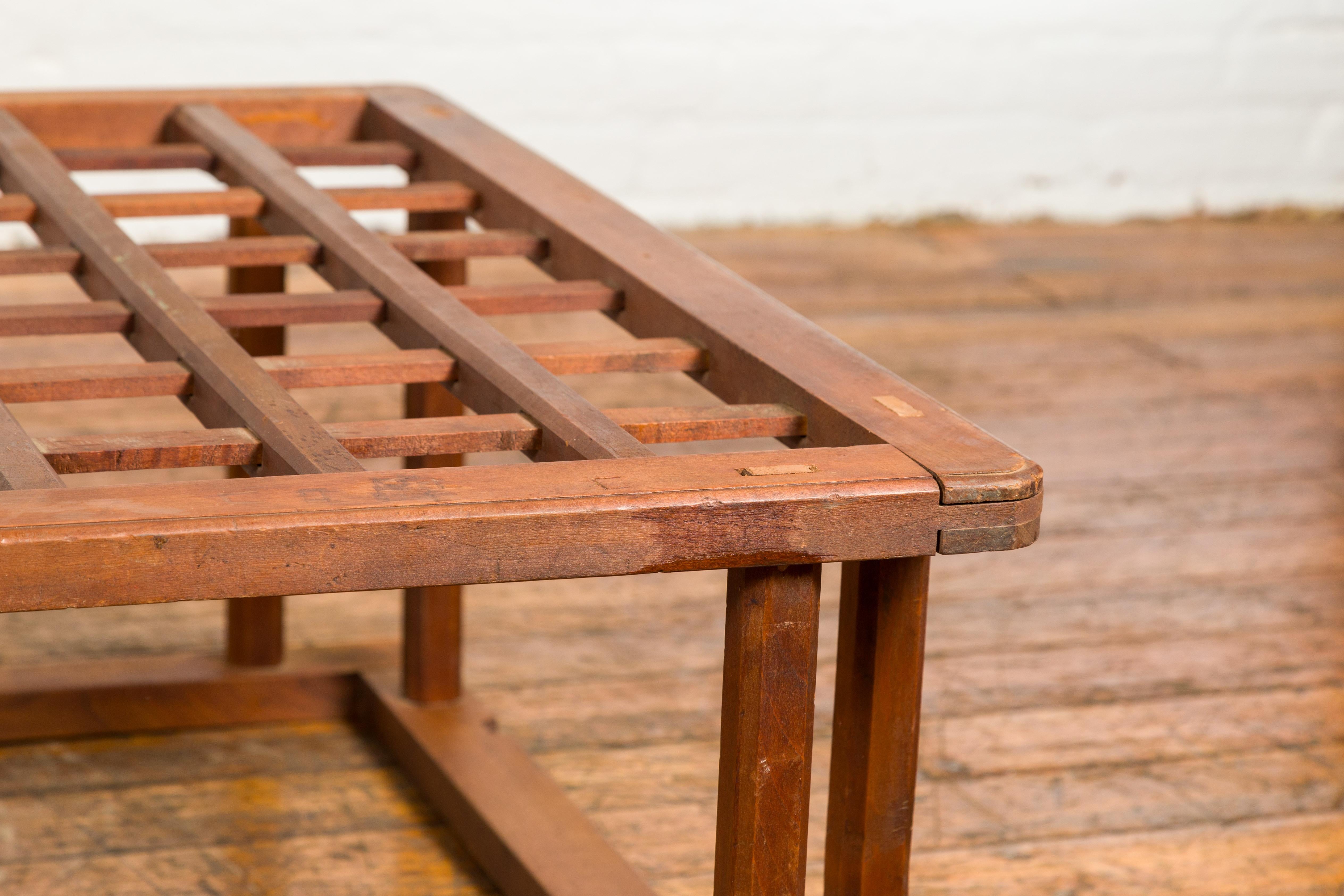 Japanischer Couchtisch aus Kotatsu-Holz mit natürlicher Oberfläche von Zen Hinoki (Zypressenholz) im Angebot