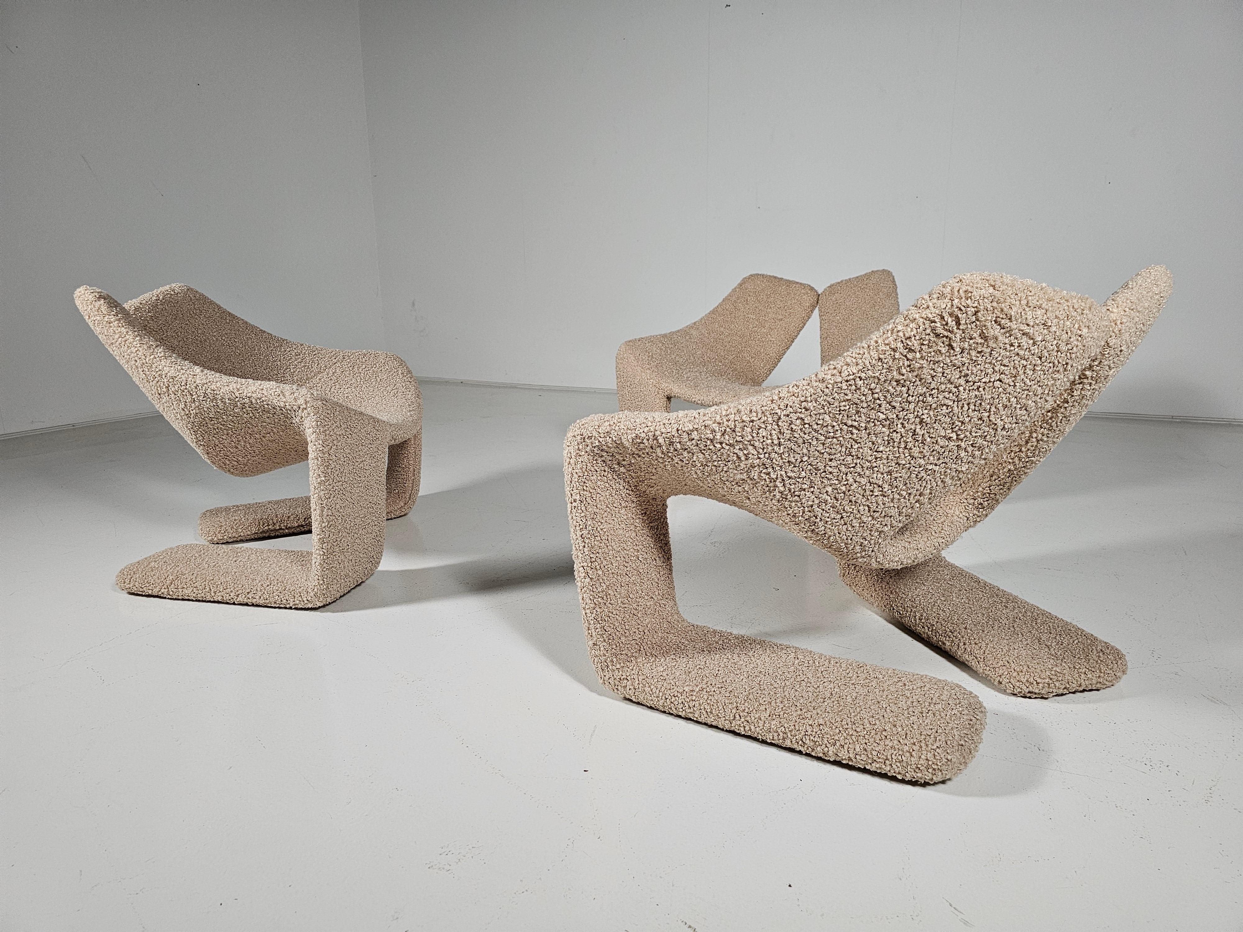 Européen Fauteuil de salon Zen en tissuddy beige de Kwok Hoi Chan pour Steiner, 1970