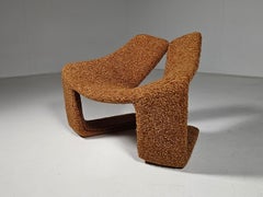 "Zen" lounge chair in rust brown teddy fabric by Kwok Hoi Chan for Steiner, 1970