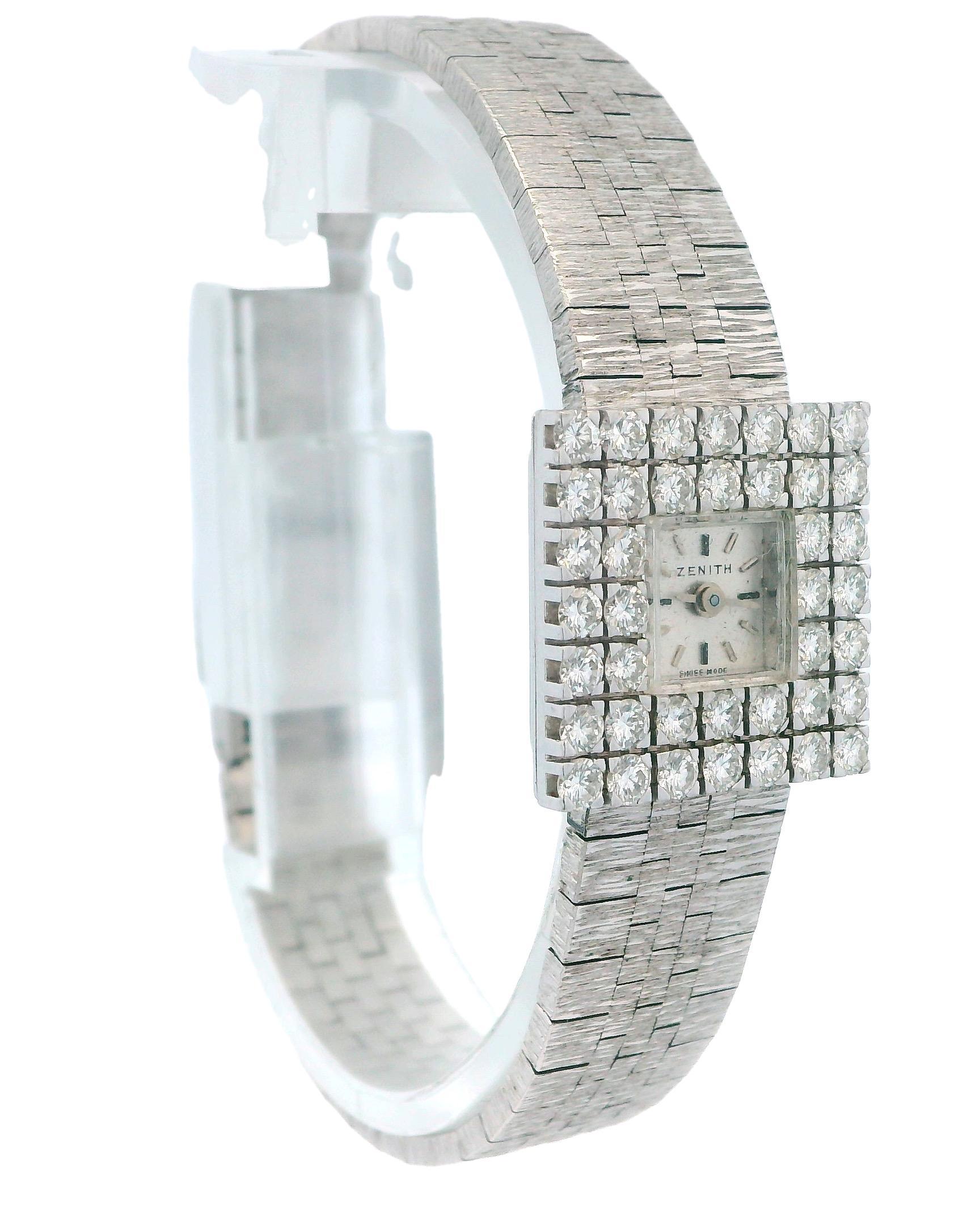 Zenith Montre mécanique en or blanc 18 carats sertie de diamants Bon état - En vente à Great Neck Plaza, NY